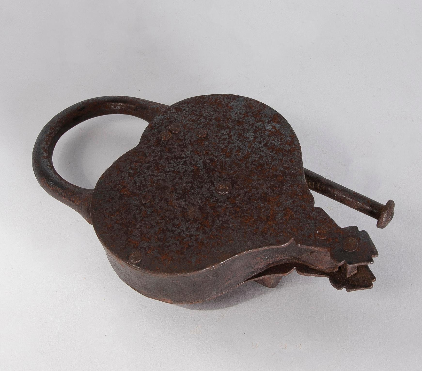 19th Century German Iron Padlock For Sale 2