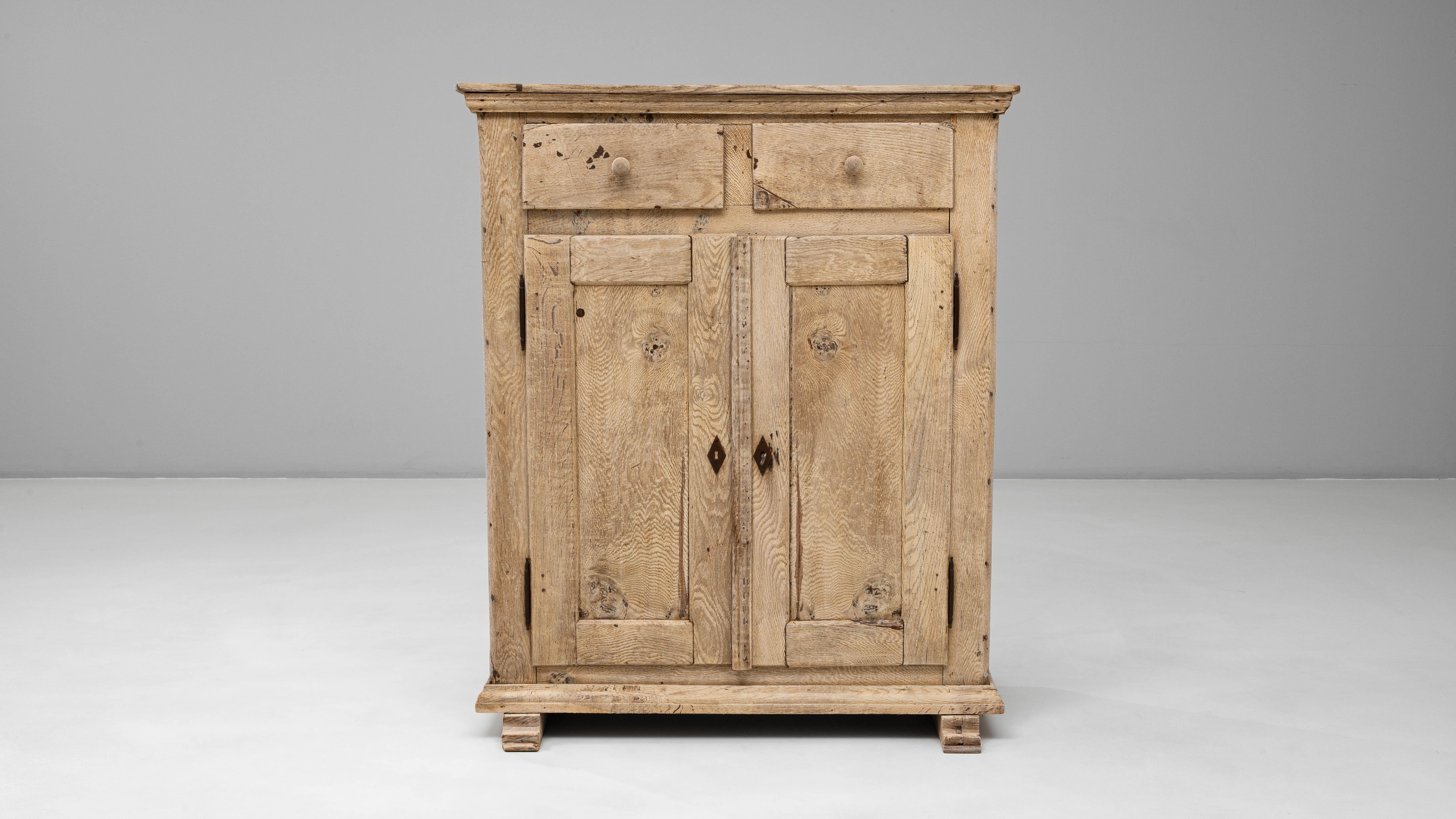 Buffet tedesco del XIX secolo in Oak con due cassetti in vendita 4