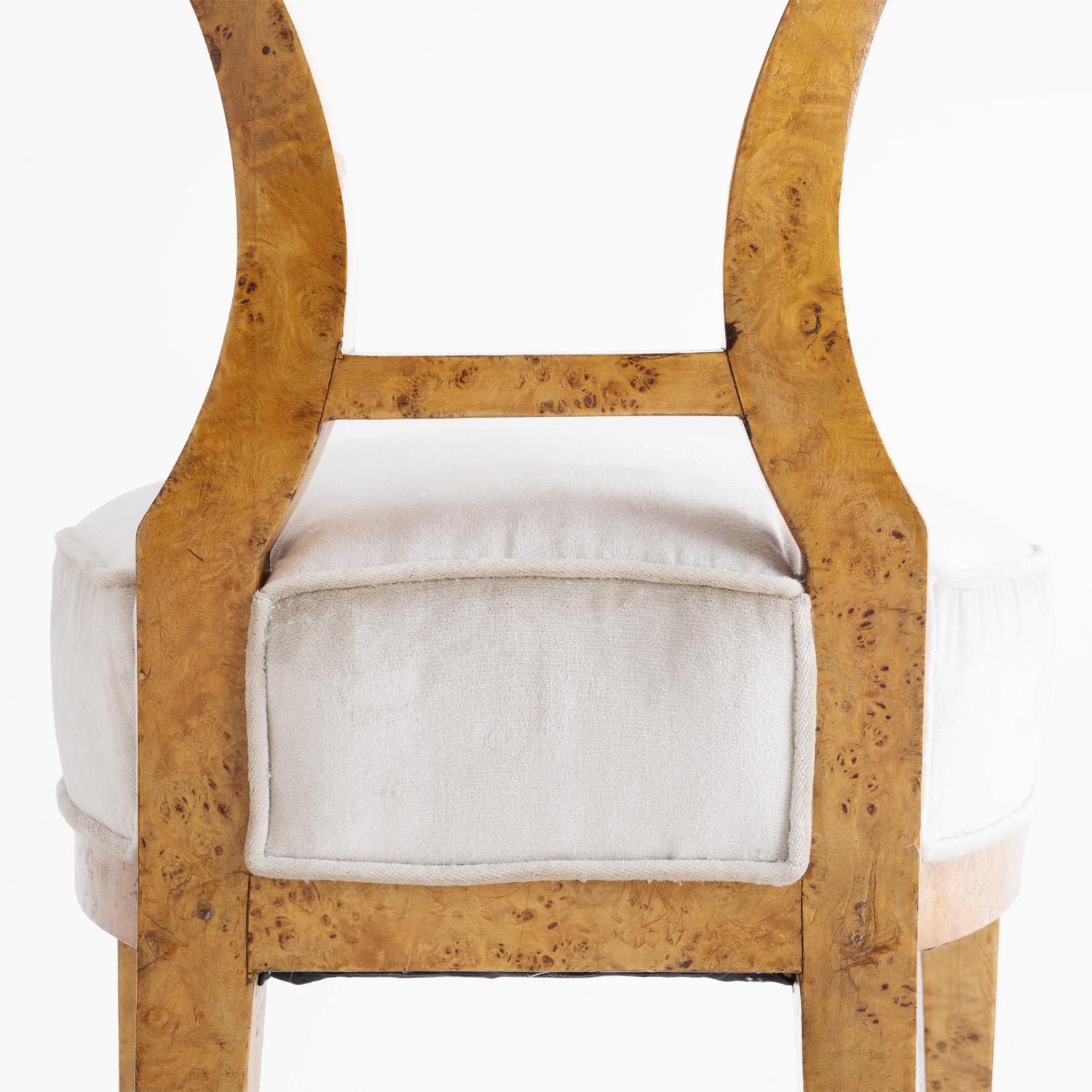 19th Century German Pair of Antique Biedermeier Polished Cherrywood Side Chairs For Sale 3