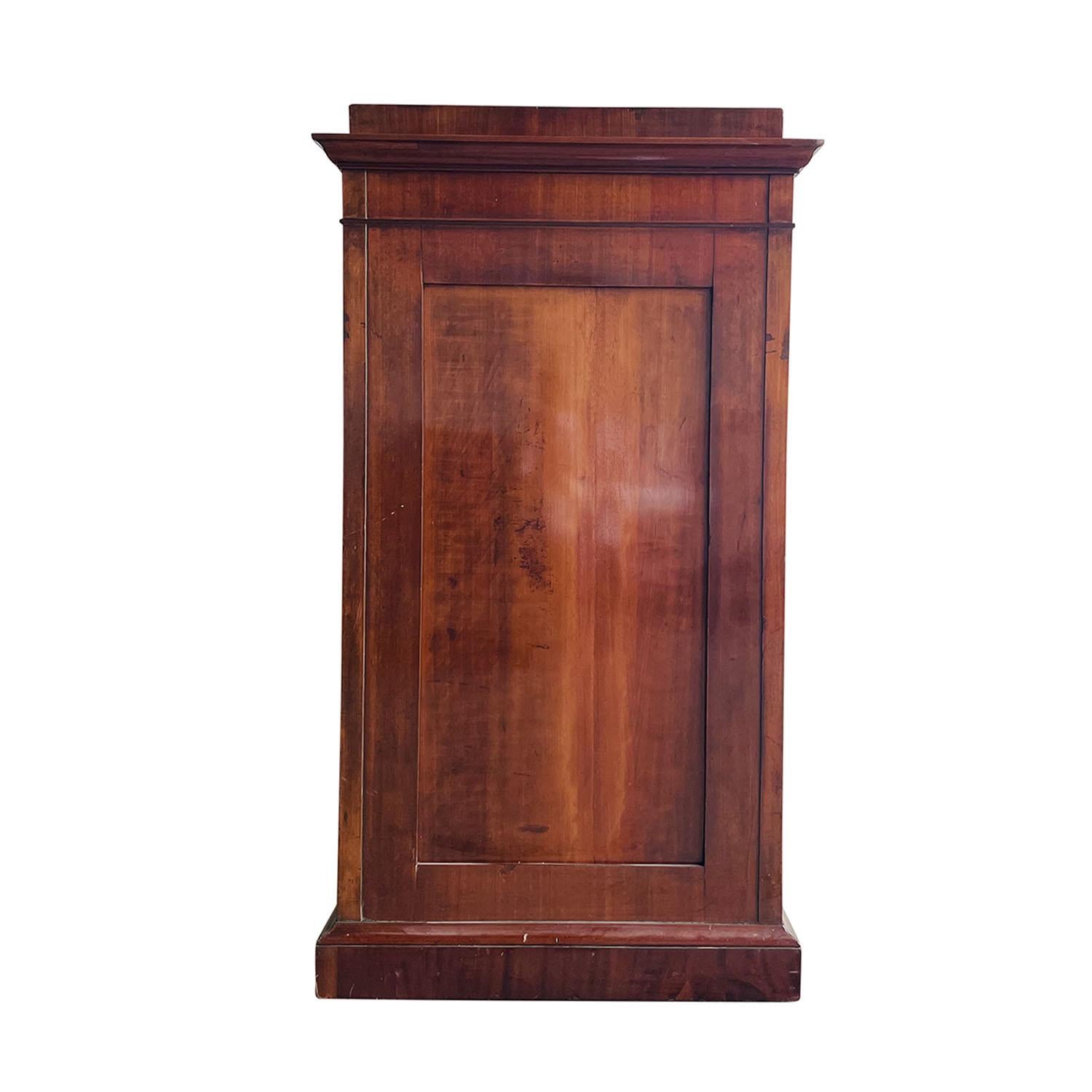 Metal 19th Century German Pair of Biedermeier Mahogany Podiums - Antique Pedestals