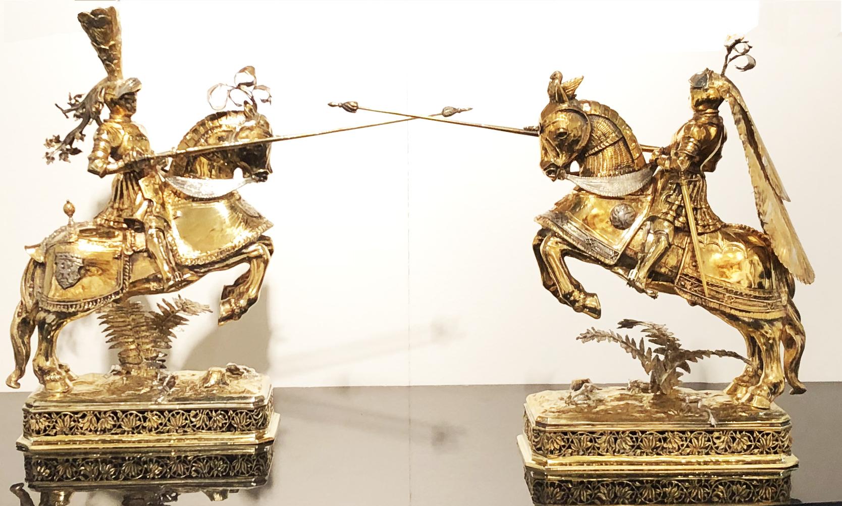 19th Century German Pair of Sculptures of Knights in Vermeil Silver Medieval In Excellent Condition For Sale In Roma, IT