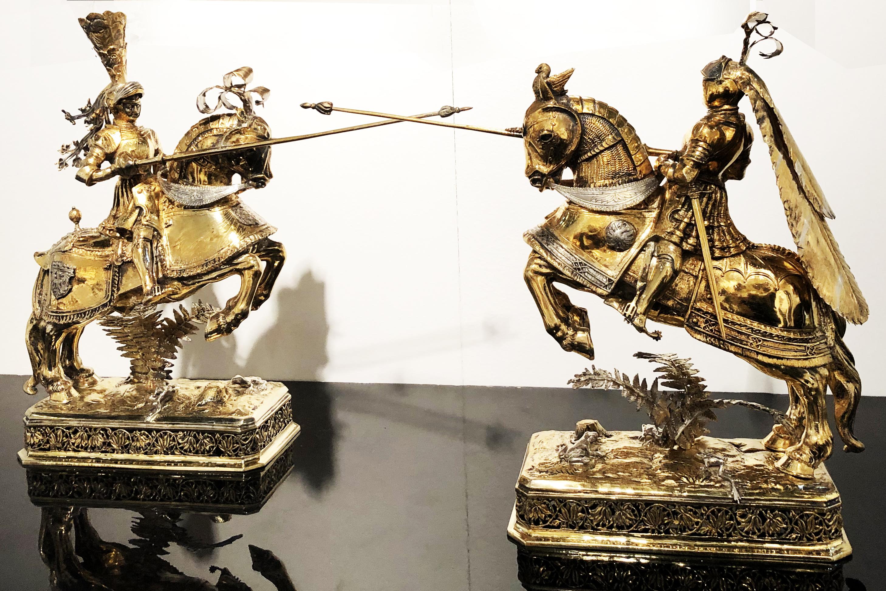 19th Century German Pair of Sculptures of Knights in Vermeil Silver Medieval For Sale 1