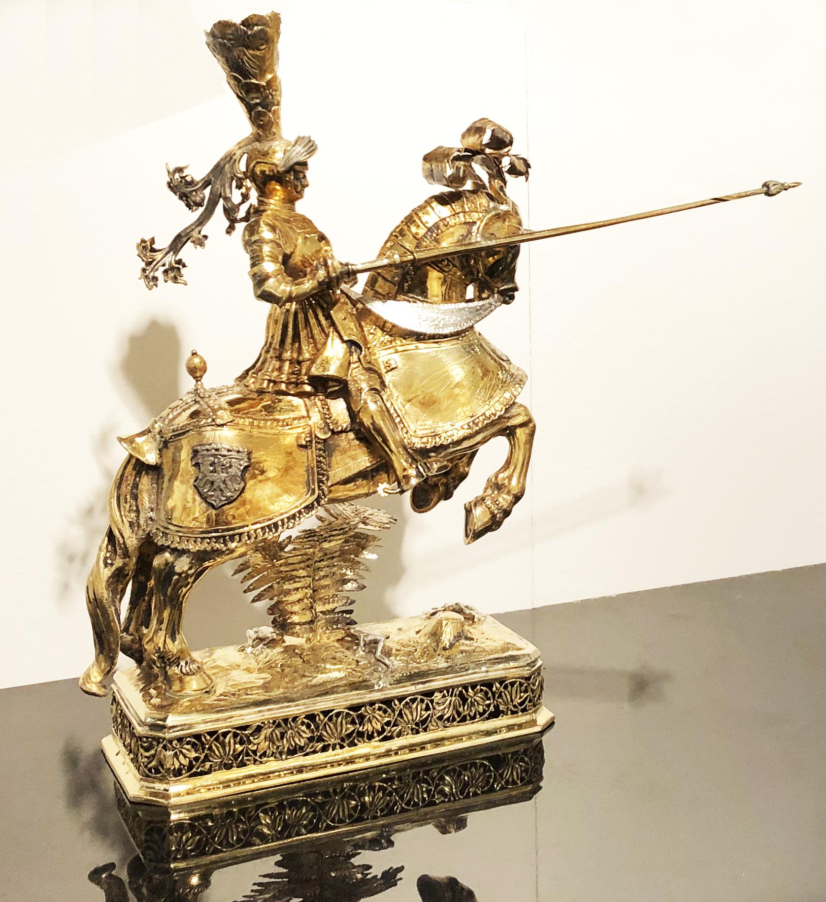 19th Century German Pair of Sculptures of Knights in Vermeil Silver Medieval For Sale 4