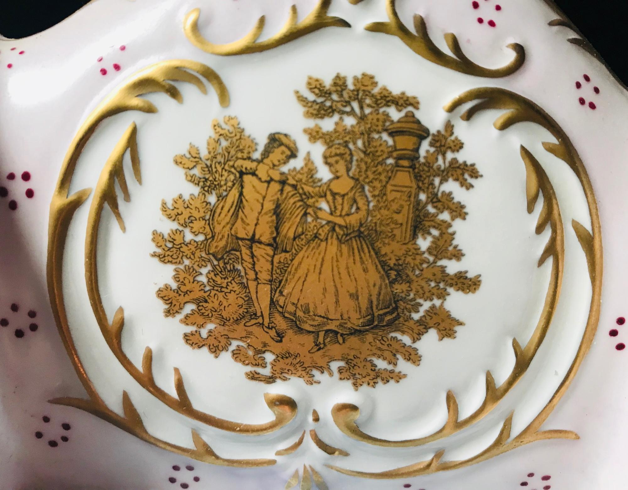 19th Century German Porcelain Carriage, Liechtenstein Coat of Arms For Sale 3
