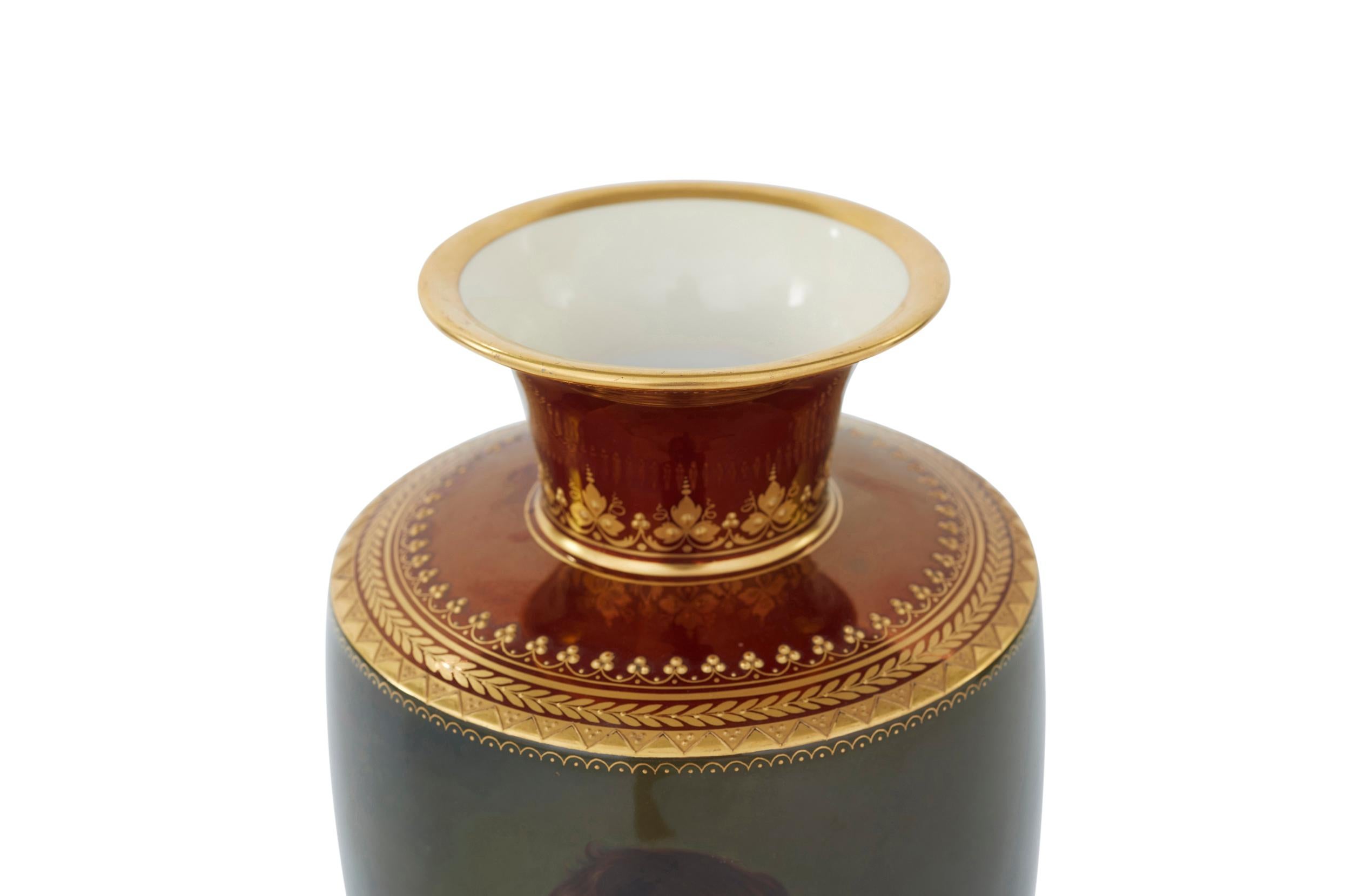 19th Century German Porcelain Decorative Piece / Vase  For Sale 1