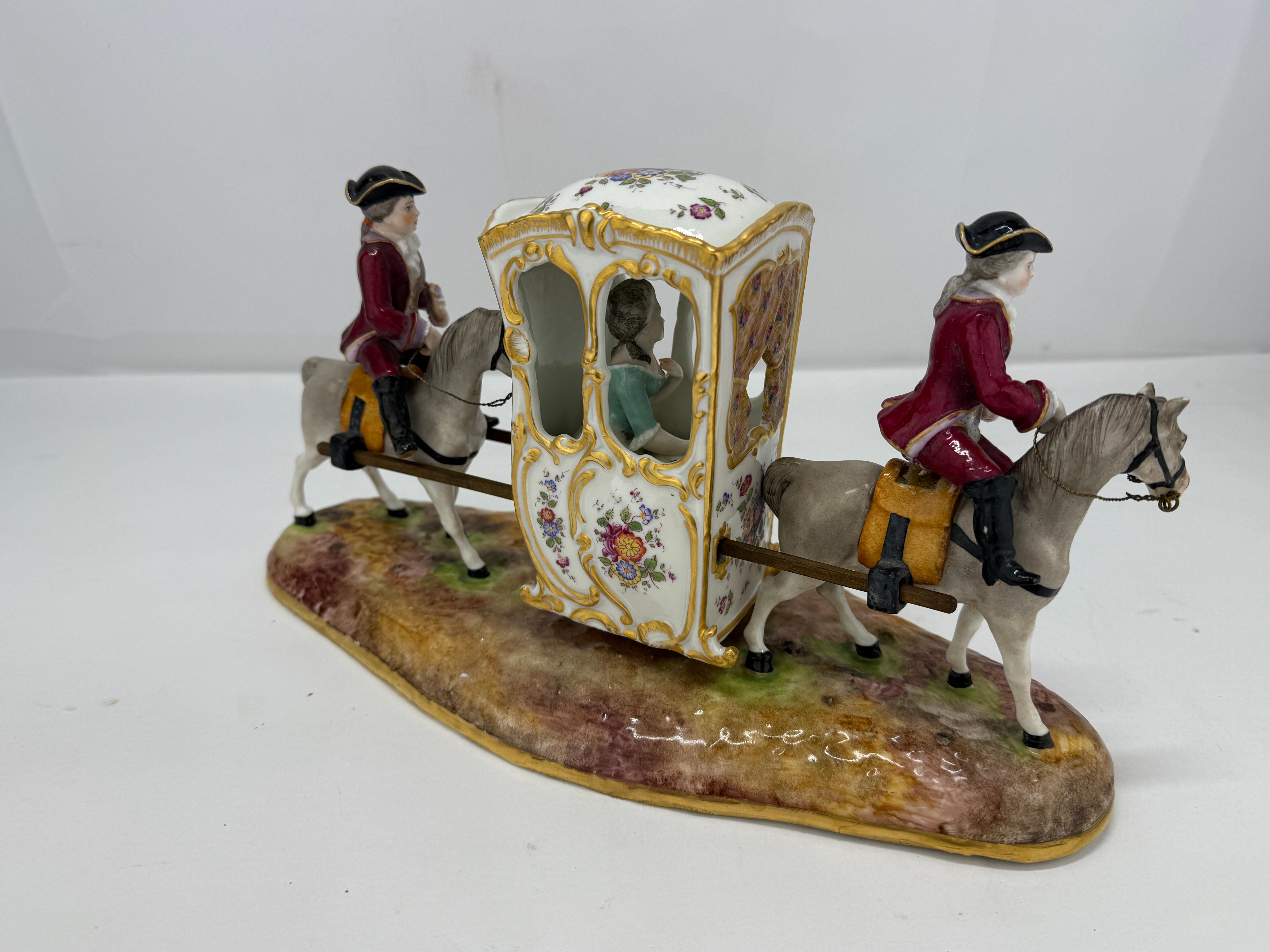 19th Century, German Porcelain Horse Drawn Sedan Chair & Riders by Samson & Cie For Sale 2