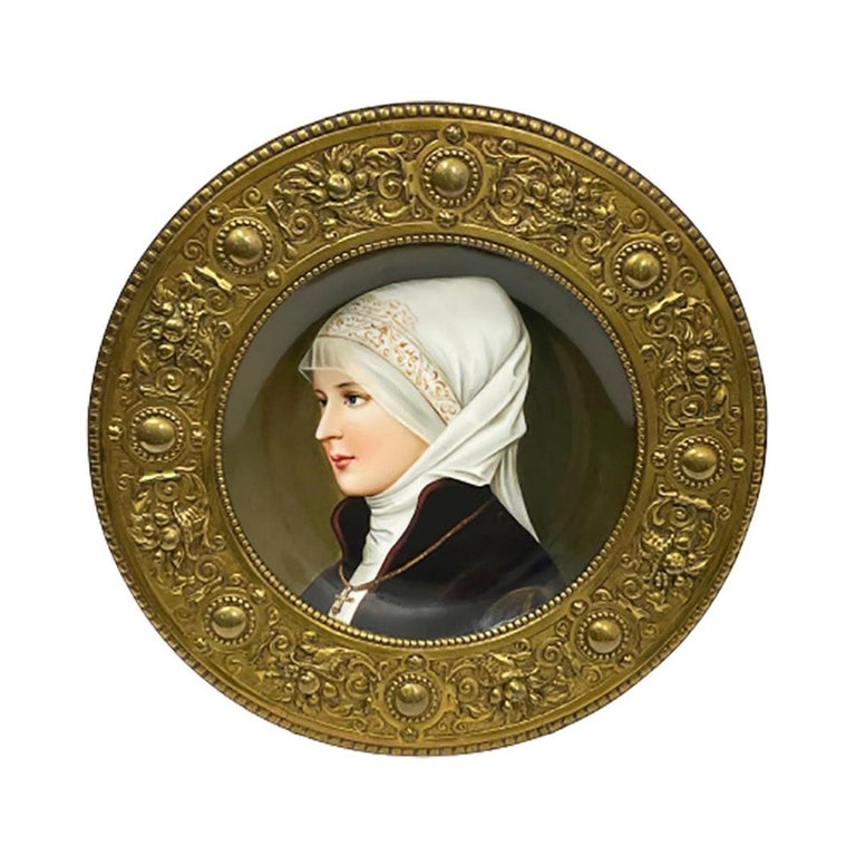 19th Century German Porcelain Plate in Bronze of a Young Woman For Sale