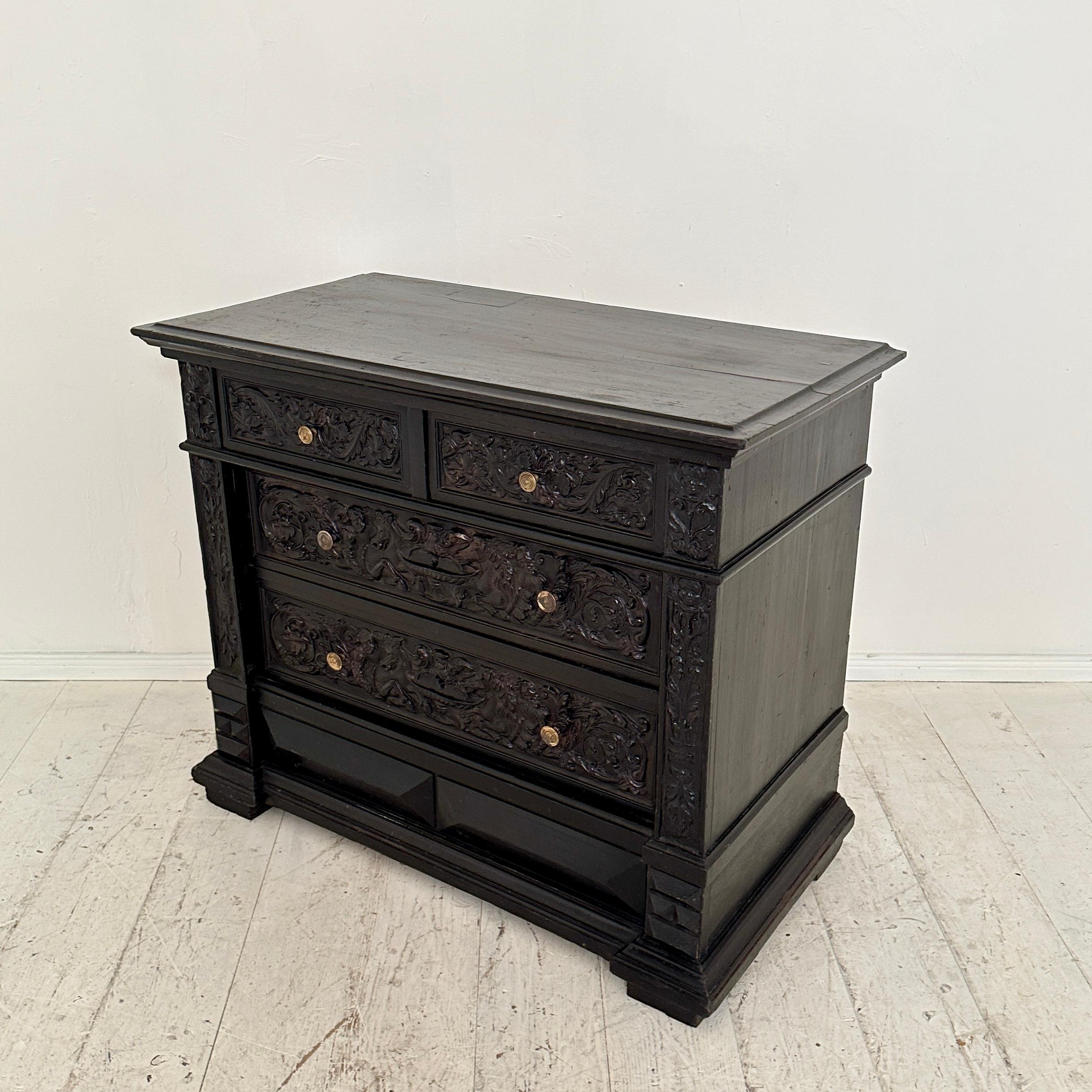 19th Century German Renaissance-Style Chest of Drawers in Black, around 1880 For Sale 3