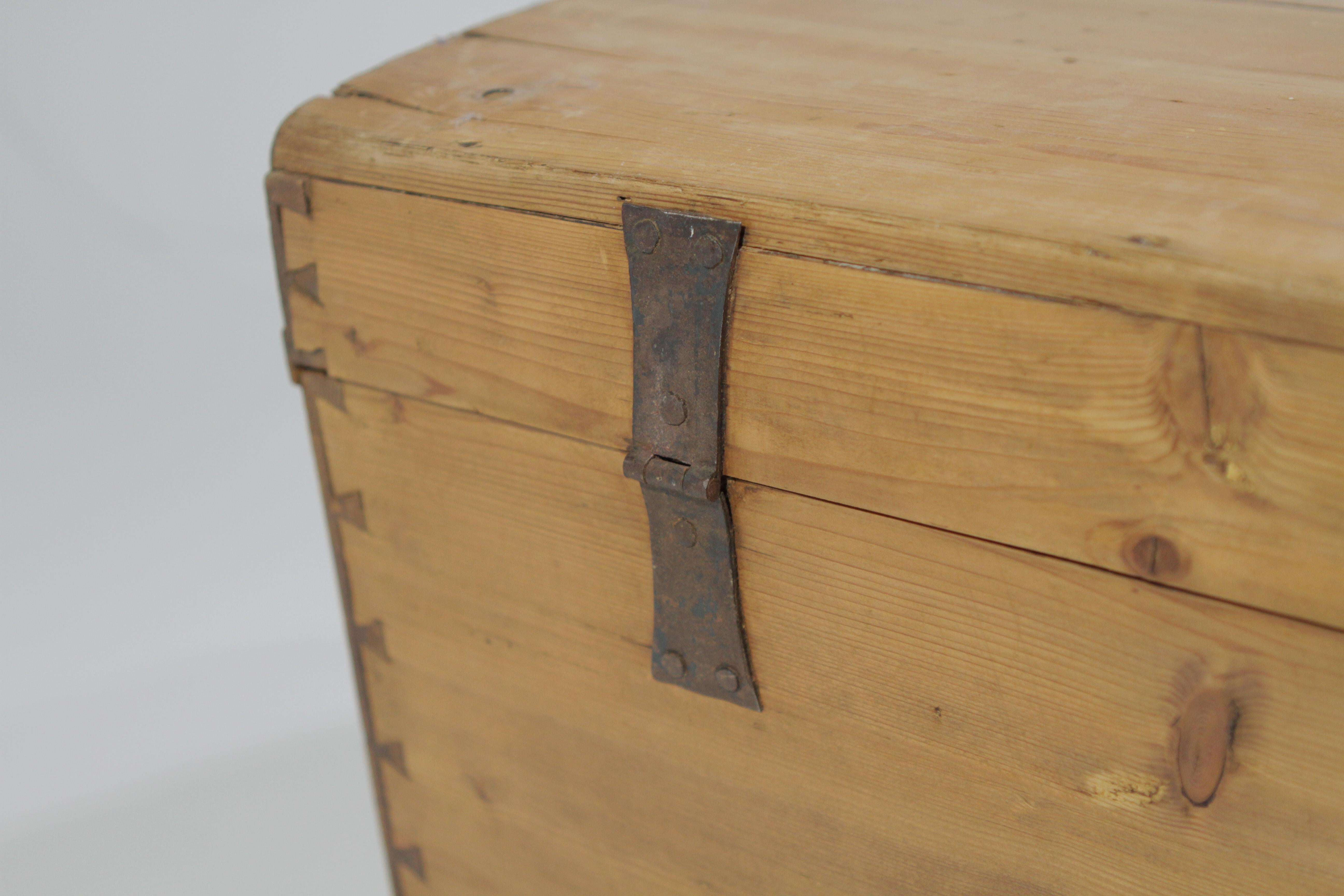 19th Century German Scrubbed Pine Domed Blanket Chest 8