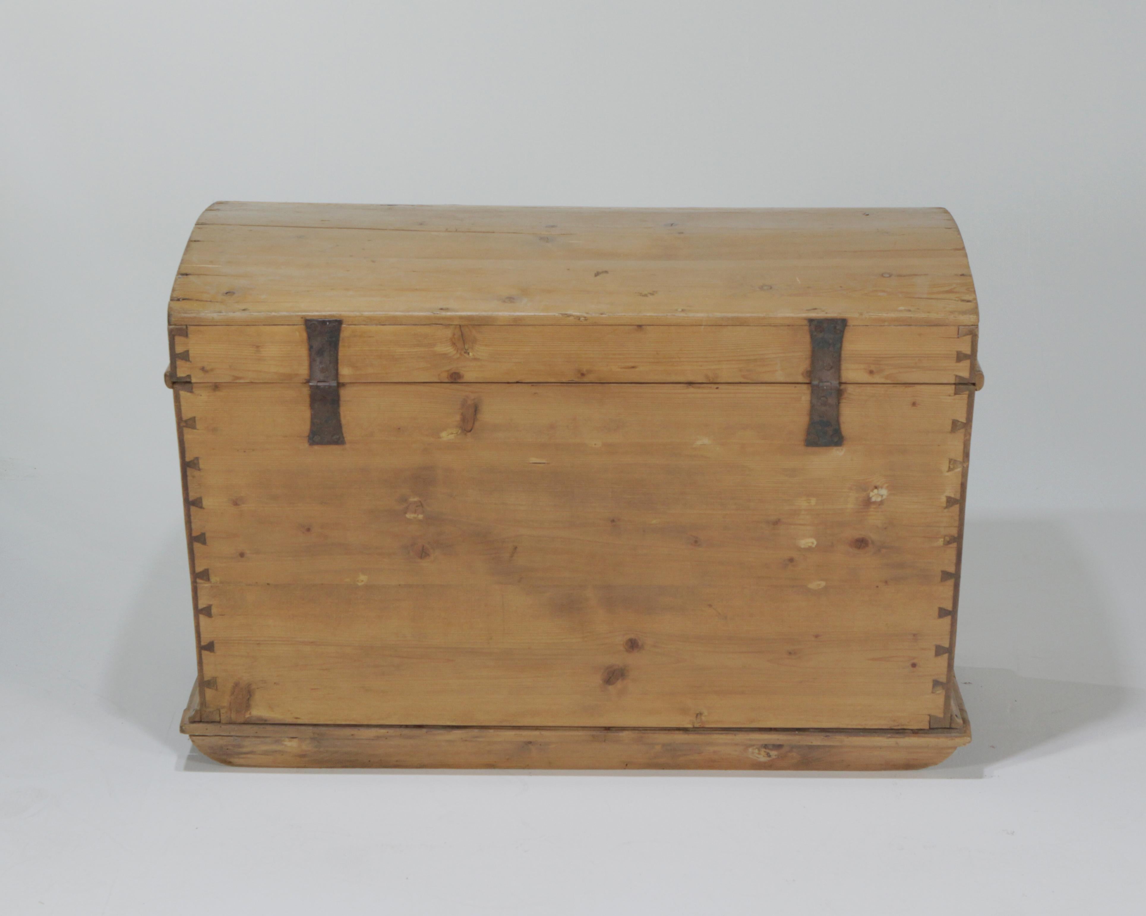 19th Century German Scrubbed Pine Domed Blanket Chest 1