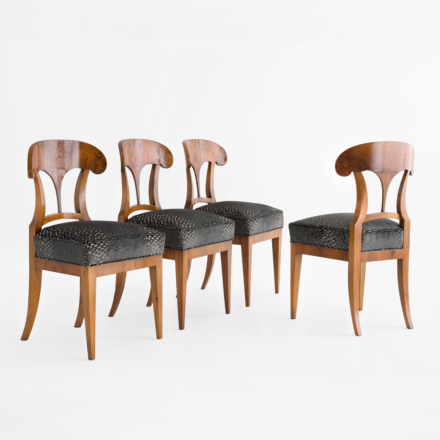 Fabric 19th Century German Set of Four Antique Biedermeier Cherry Shovel Dining Chairs For Sale