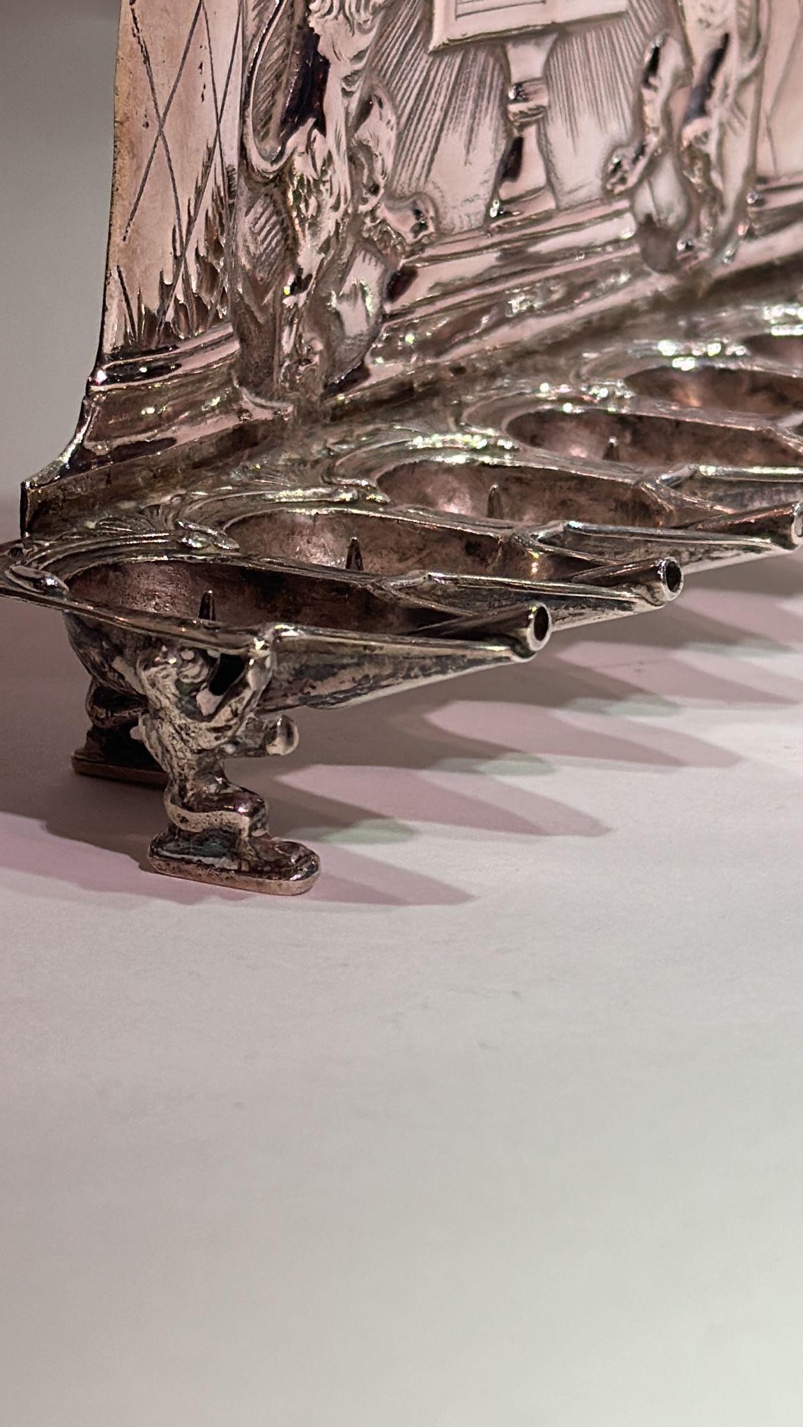 Fine XIX secolo Lampada Hanukkah in argento tedesca del XIX secolo