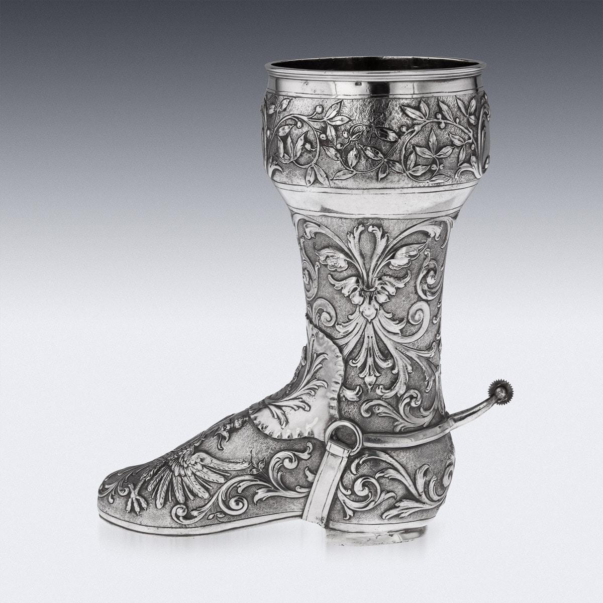 19th Century German Solid Silver Boot Shaped Drinking Cup, Hanau, circa 1890 In Good Condition In Royal Tunbridge Wells, Kent