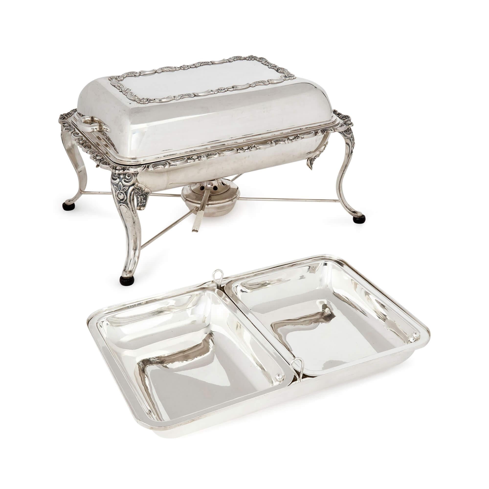 Vittoriano Piatto da portata in argento sterling tedesco del XIX secolo in vendita