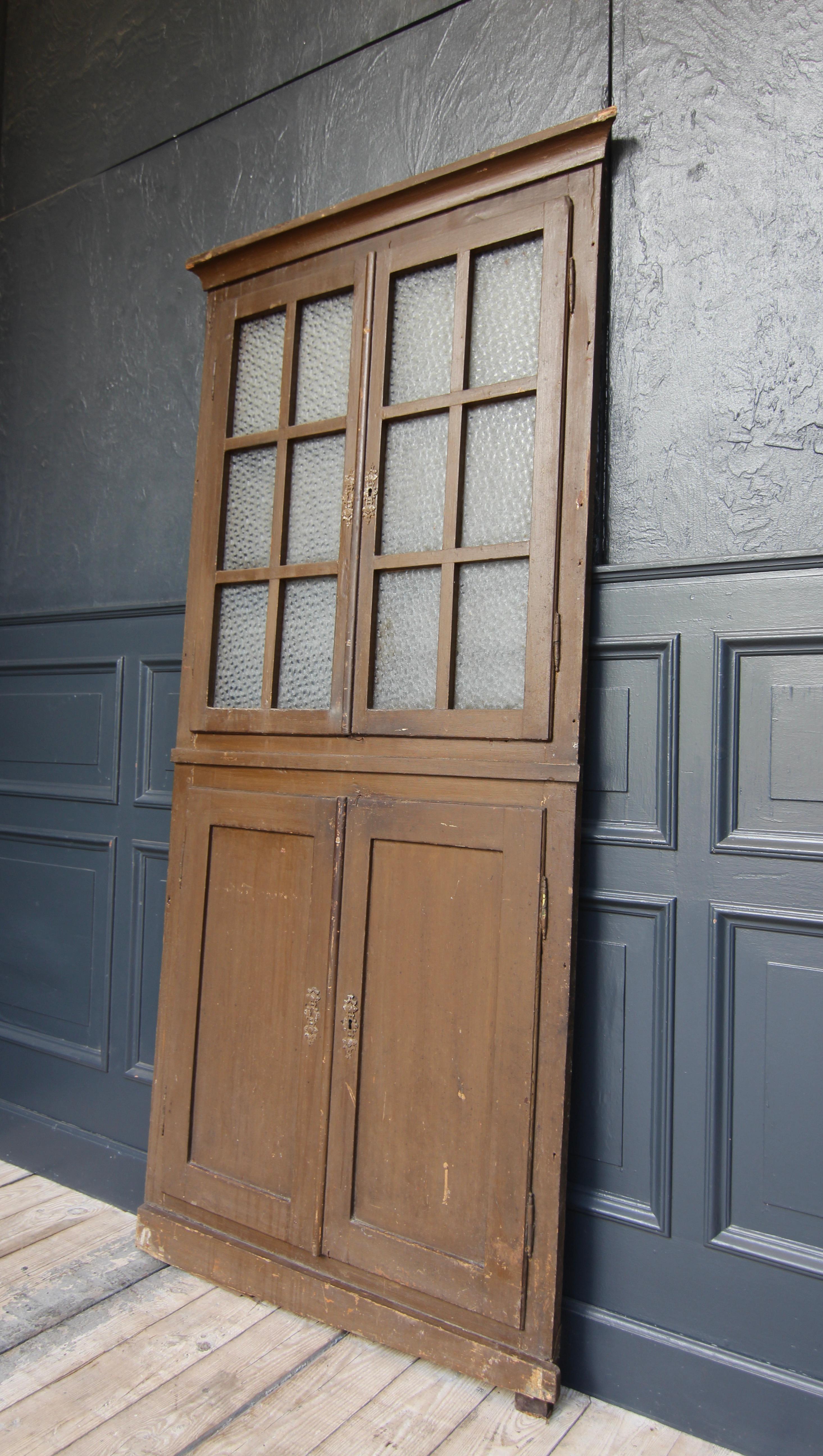 19th Century German Wall Cabinet Facade In Distressed Condition For Sale In Dusseldorf, DE