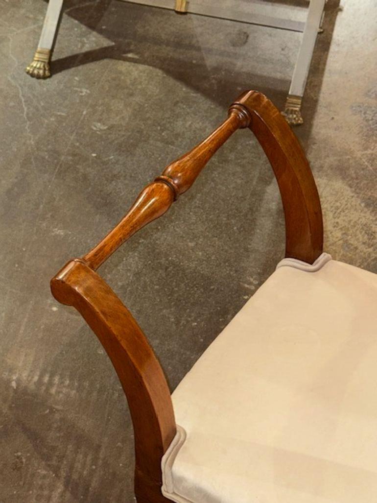 Tedesco Panca Biedermeier in noce tedesca del XIX secolo in vendita