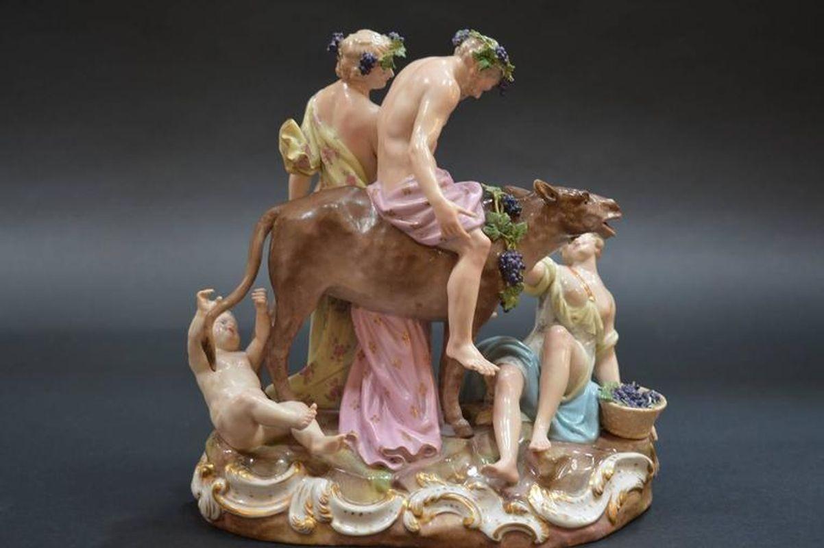 19th Century Germany Meissen Porcelain Grouping For Sale 1