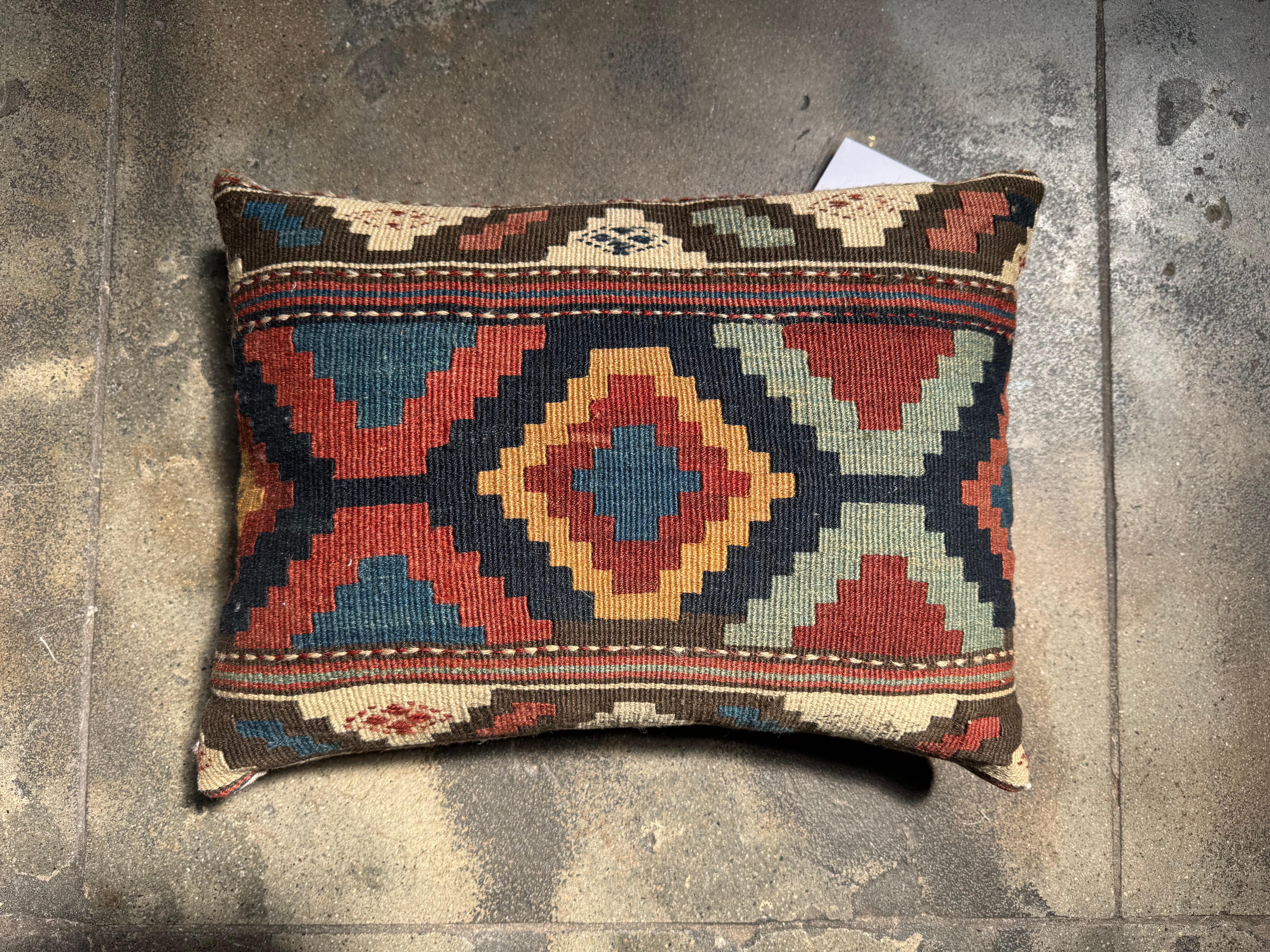 Persiano Cuscino Kilim Ghashghai del XIX secolo - 19