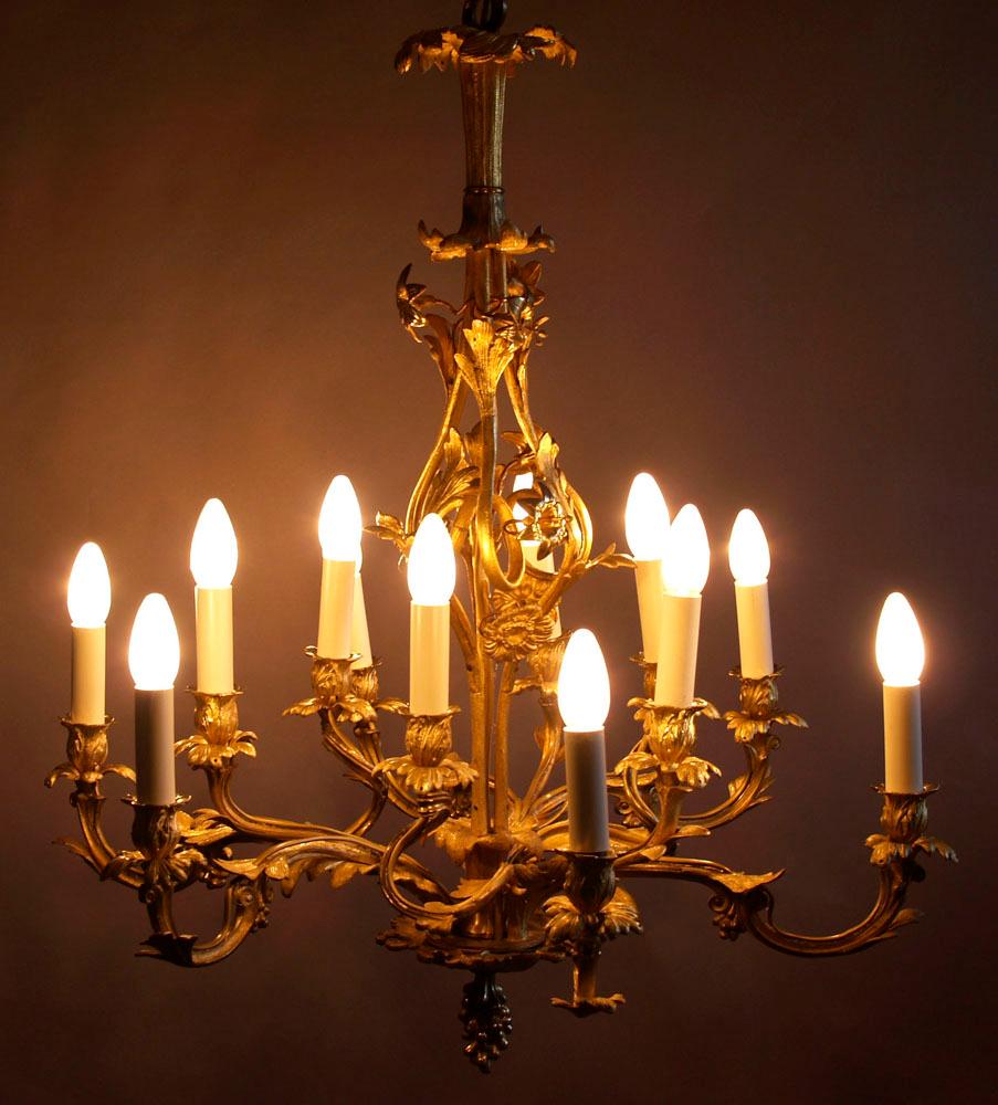 19th Century Gilded Bronze 12-Arm Candle Chandelier For Sale 6