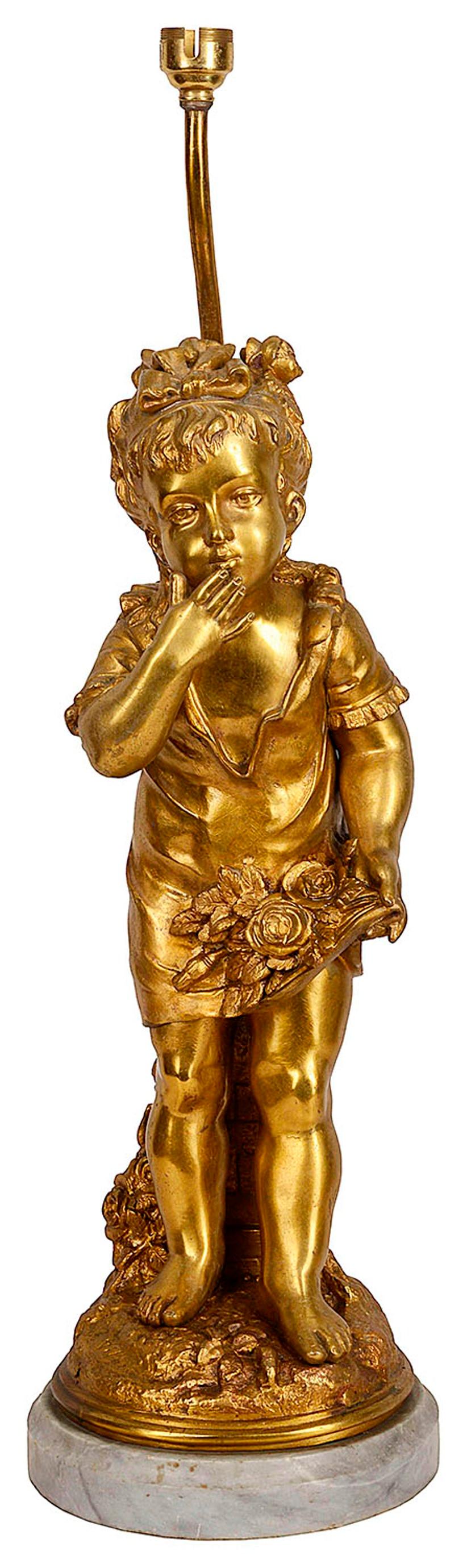 Figura de bronce dorado del siglo XIX de una joven soplando un beso / Lámpara Romántico en venta