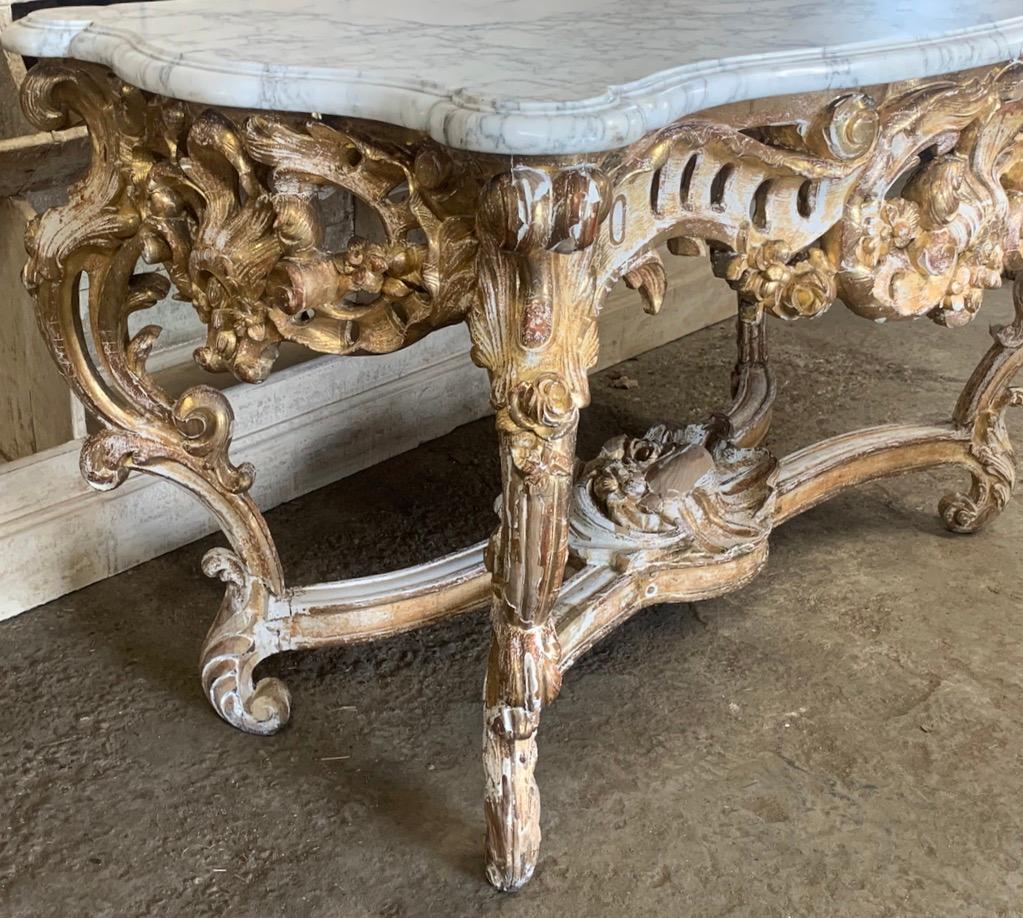 Hand-Carved 19th Century Gilded Carved Wood Rococo Center Table For Sale
