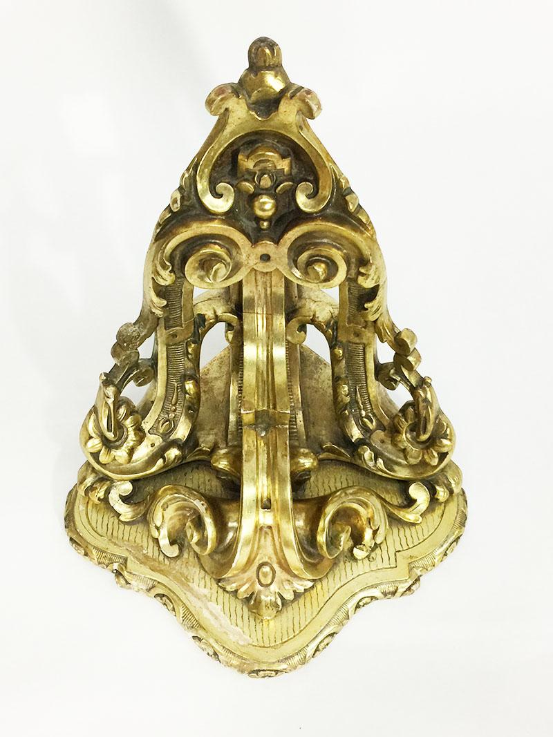 French 19th Century Gilded Corner Wall Bracket For Sale