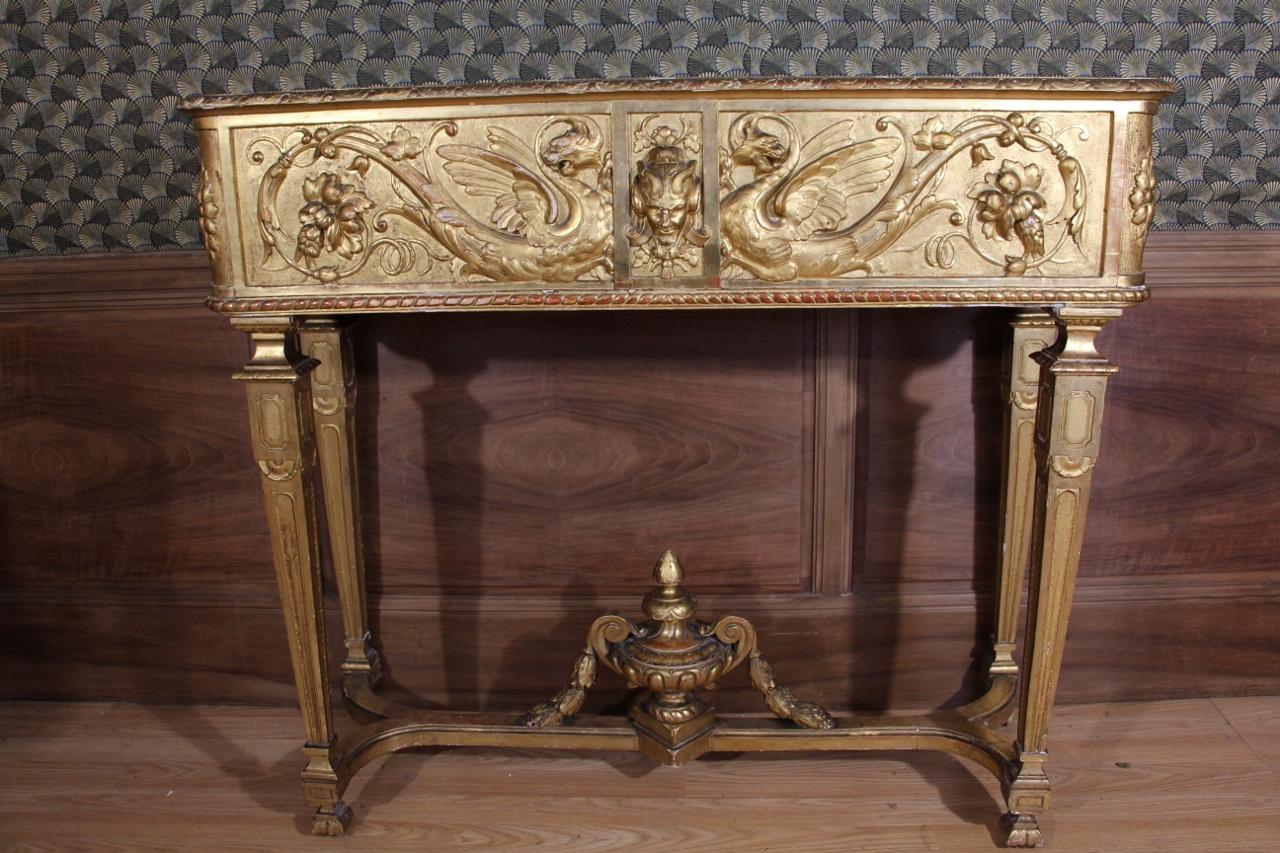 fully gilded wooden planter, 19th century, interior painted green, minimal chips and lack of gilding, due to wear and tear, in good house condition