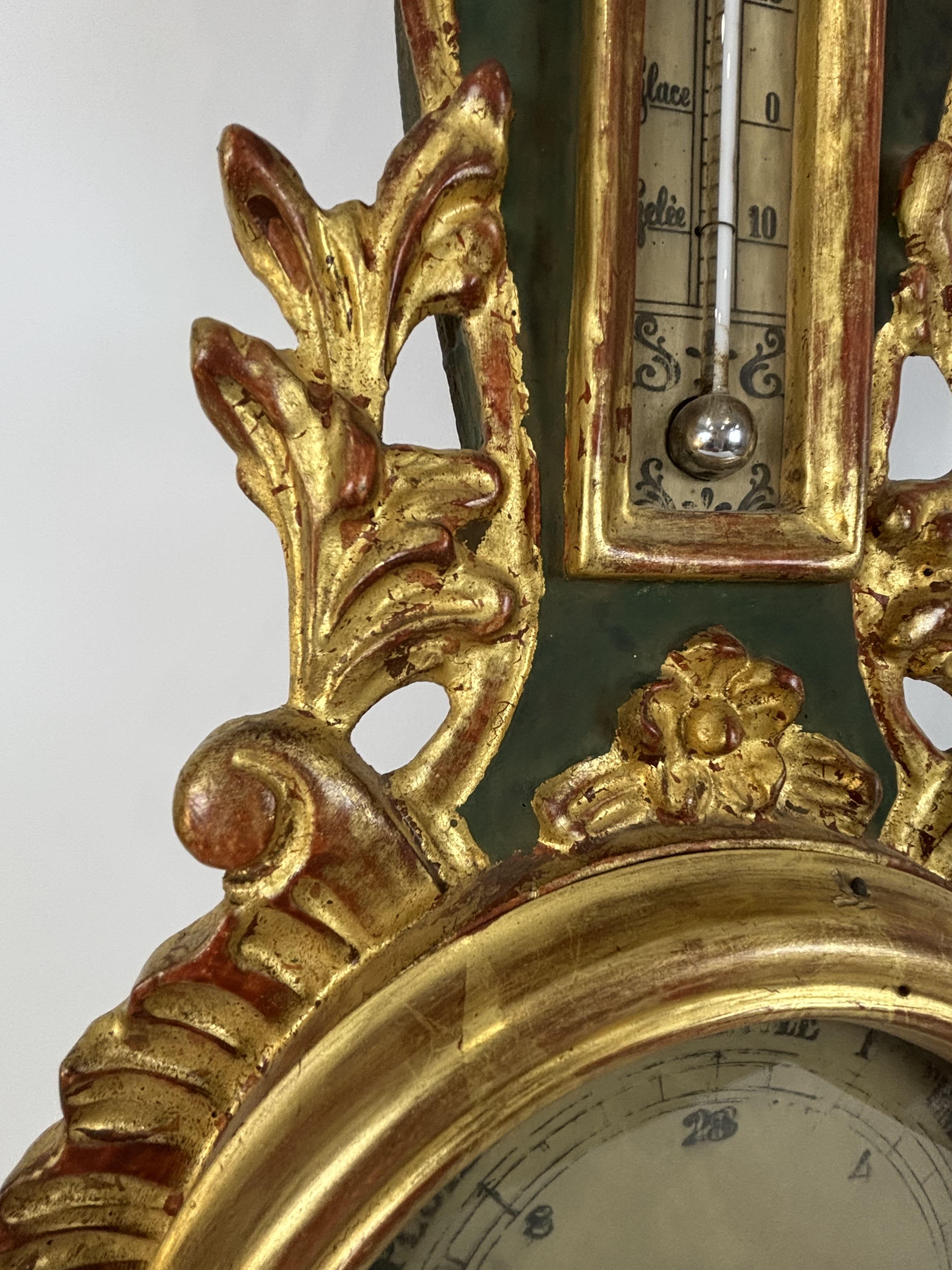 Barometro-termometro in legno dorato del XIX secolo di Benard a Provins, Francia in vendita 3