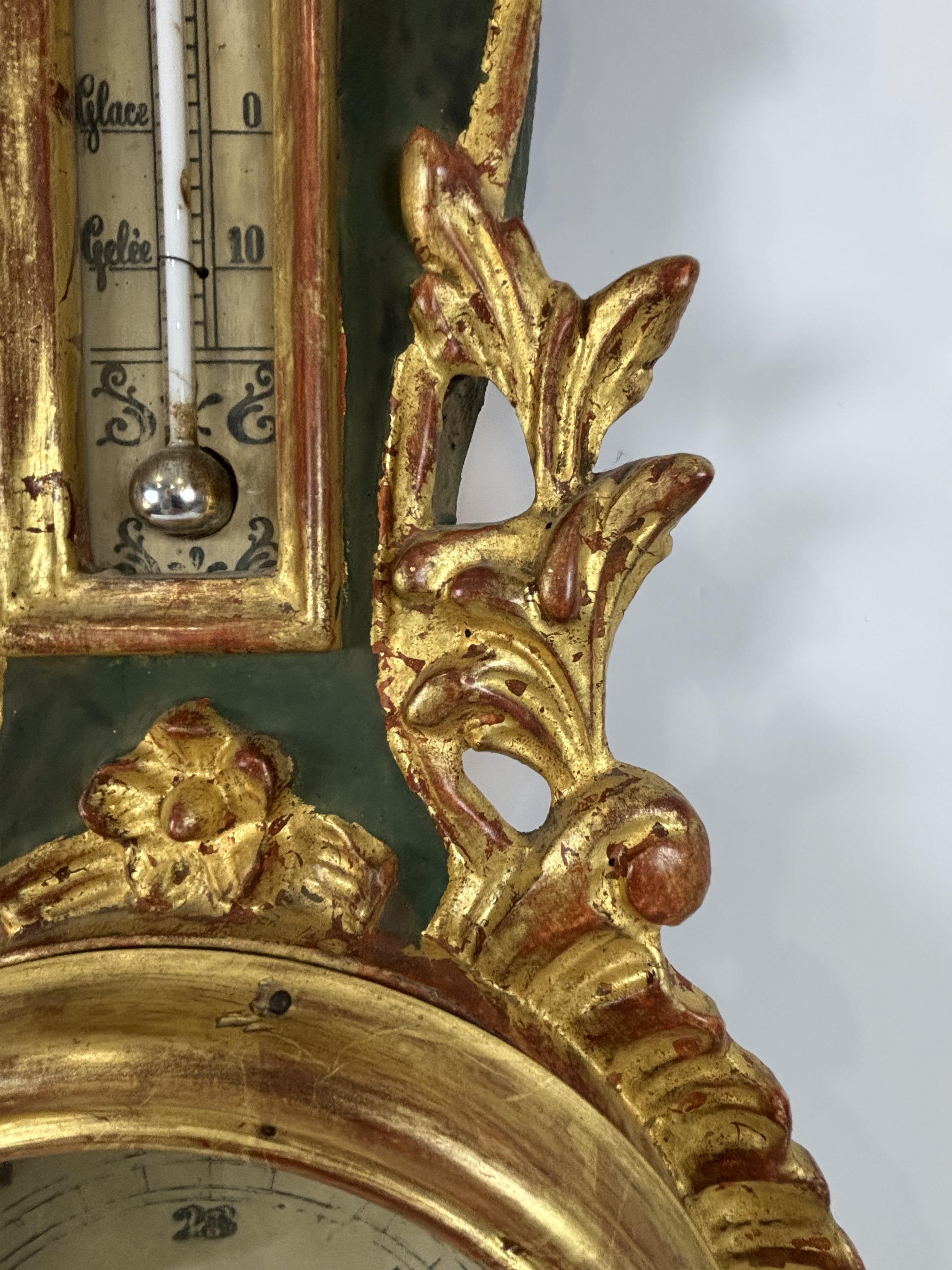 Barometro-termometro in legno dorato del XIX secolo di Benard a Provins, Francia in vendita 1