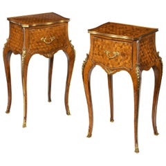 19th Century Gillows Pair of English Kingwood Bedside Cabinets or Nightstands