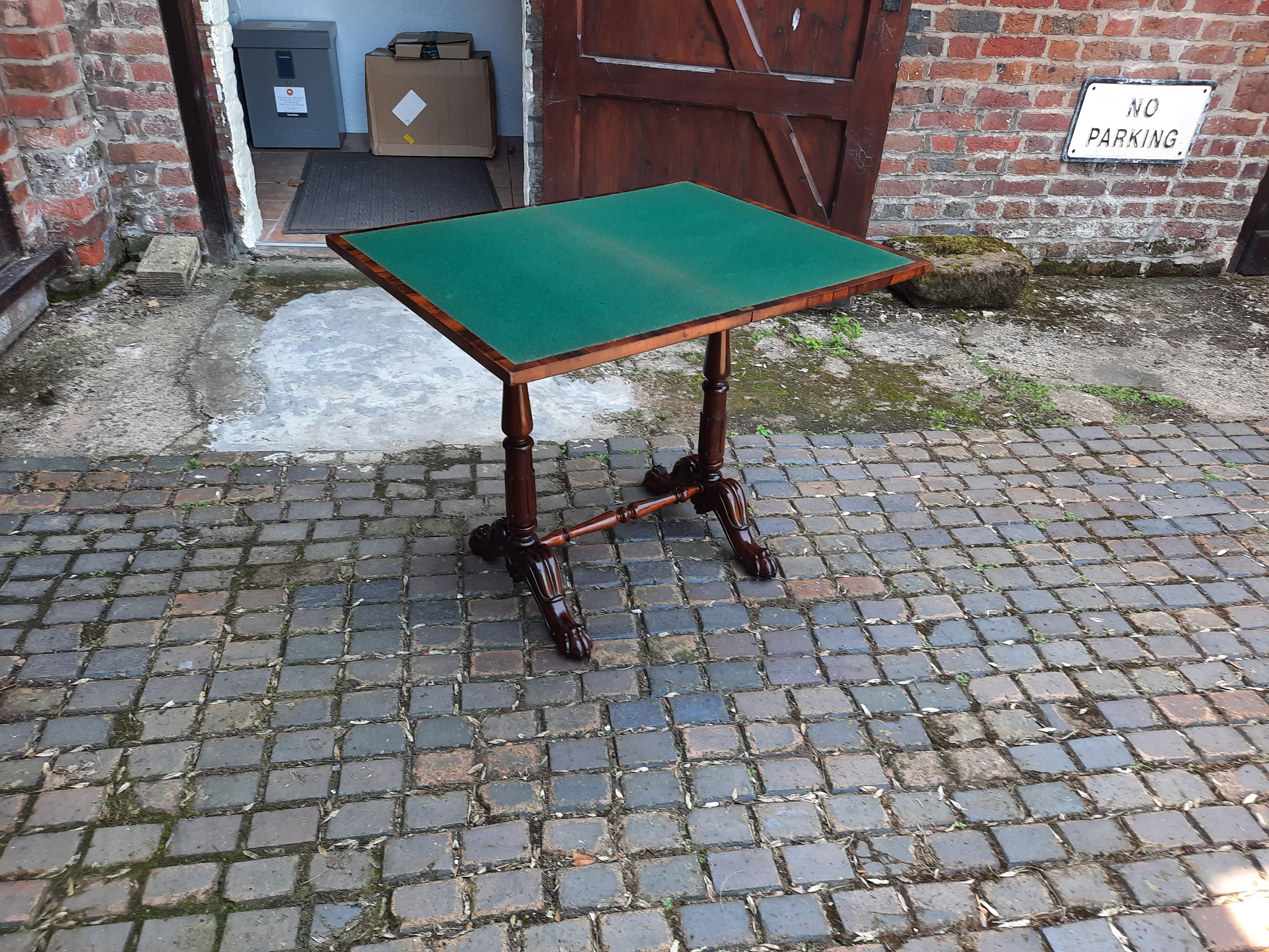 19th Century Gillows Rosewood Turnover Top Card and Games Table For Sale 1