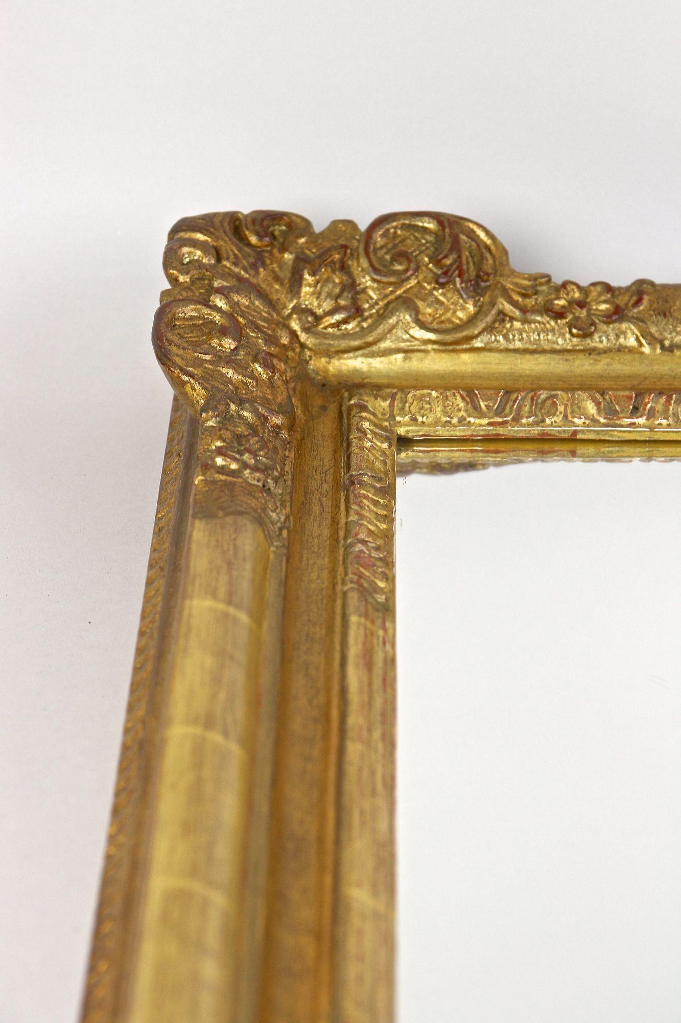 Miroir Biedermeier doré du 19e siècle, sculpté à la main, Autriche vers 1850 en vente 12