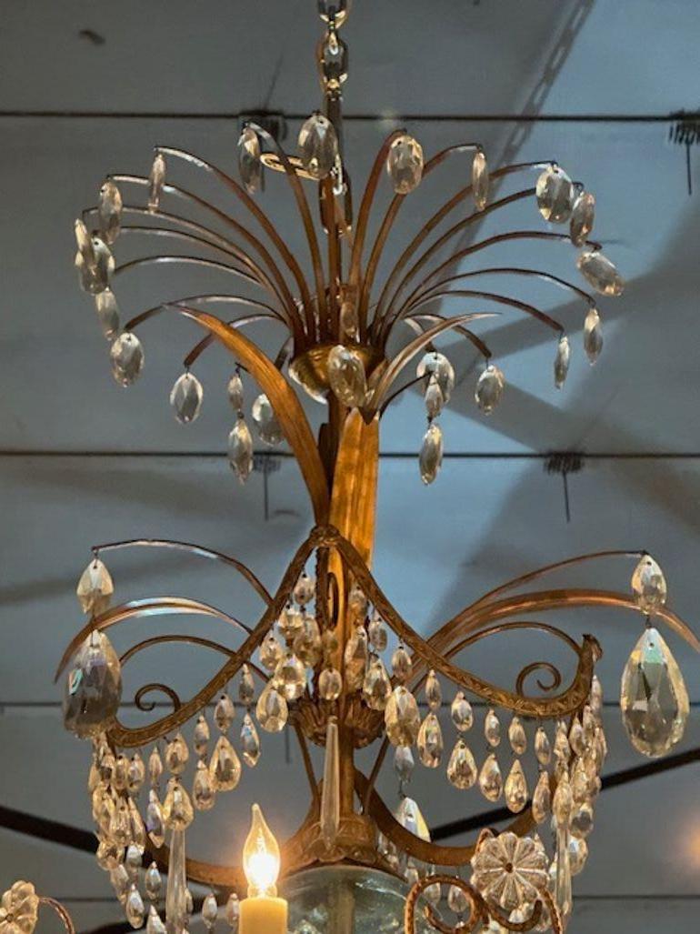 Ottone Lampadario svedese in ottone dorato e cristallo del XIX secolo in vendita