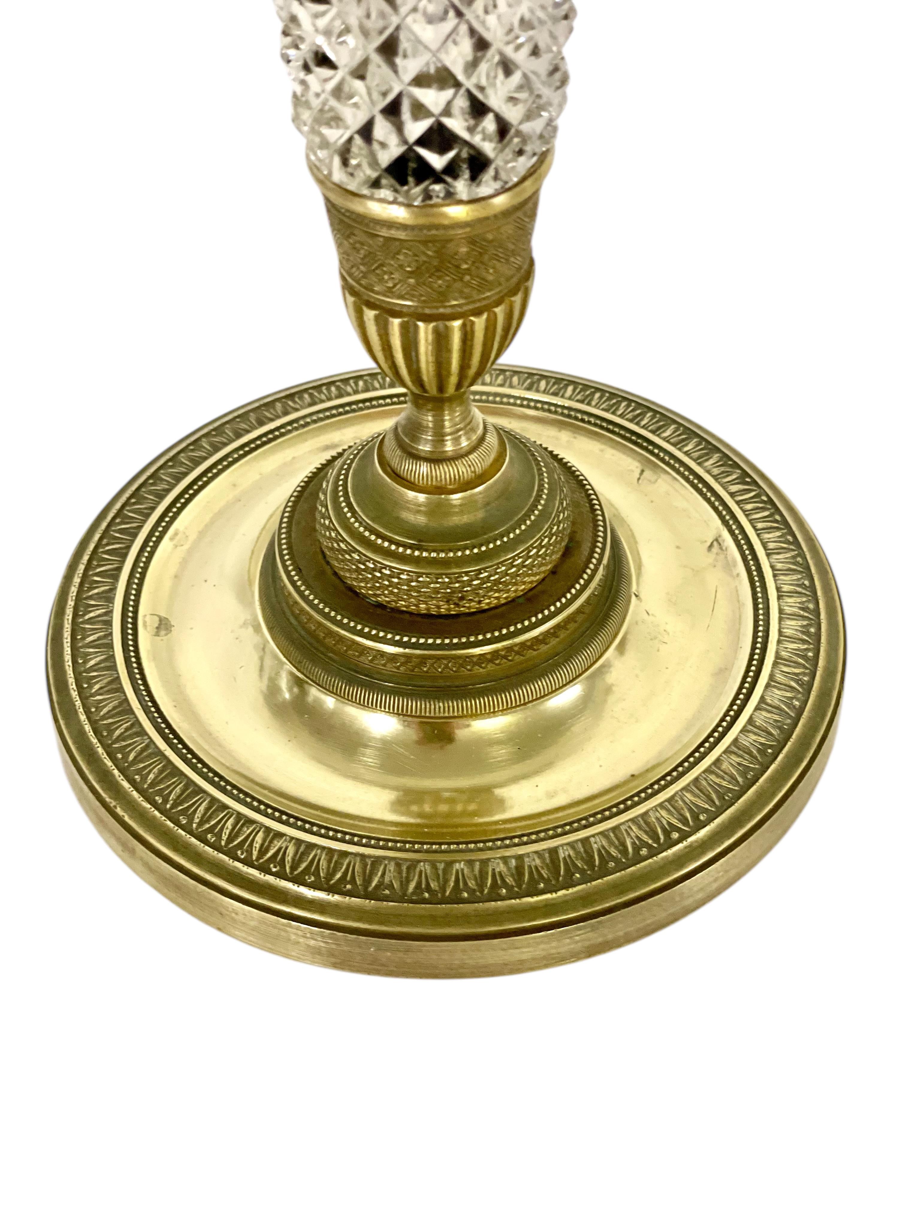 Miroir de table du XIXe siècle en bronze doré et cristal taillé en vente 6
