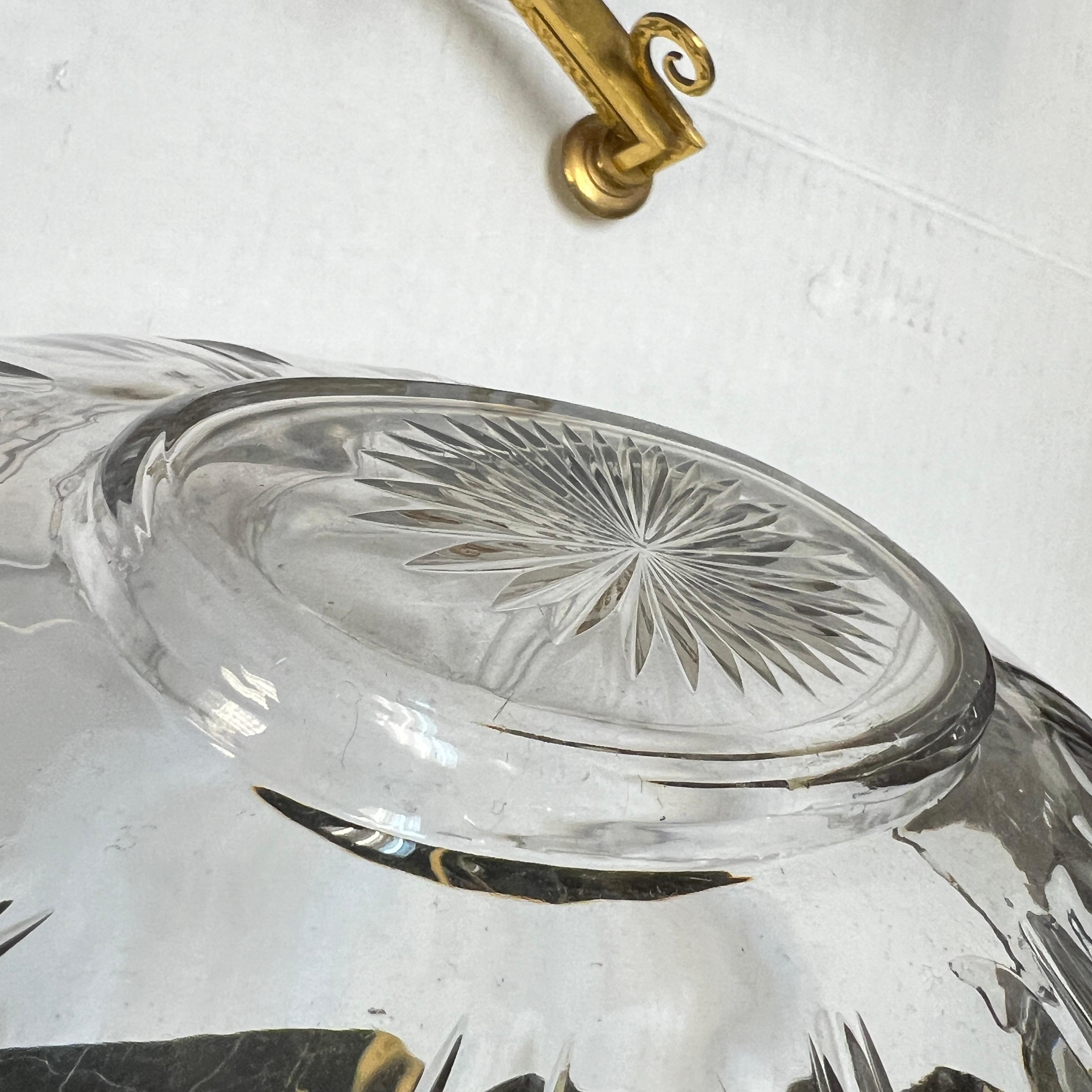 19th Century Gilt Bronze and Crystal Glass Centerpiece Attributed to Baccarat 16