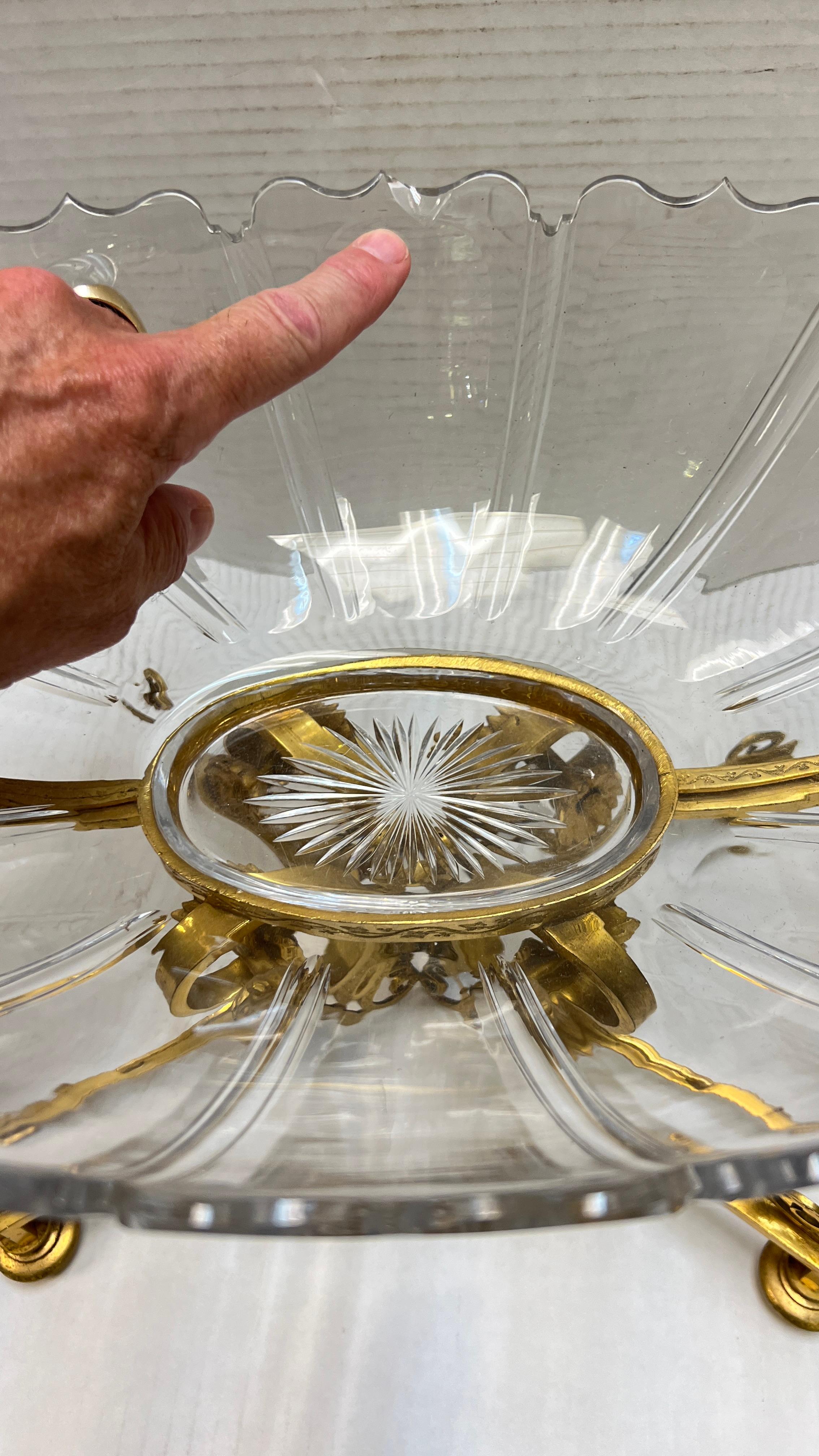 19th Century Gilt Bronze and Crystal Glass Centerpiece Attributed to Baccarat 4