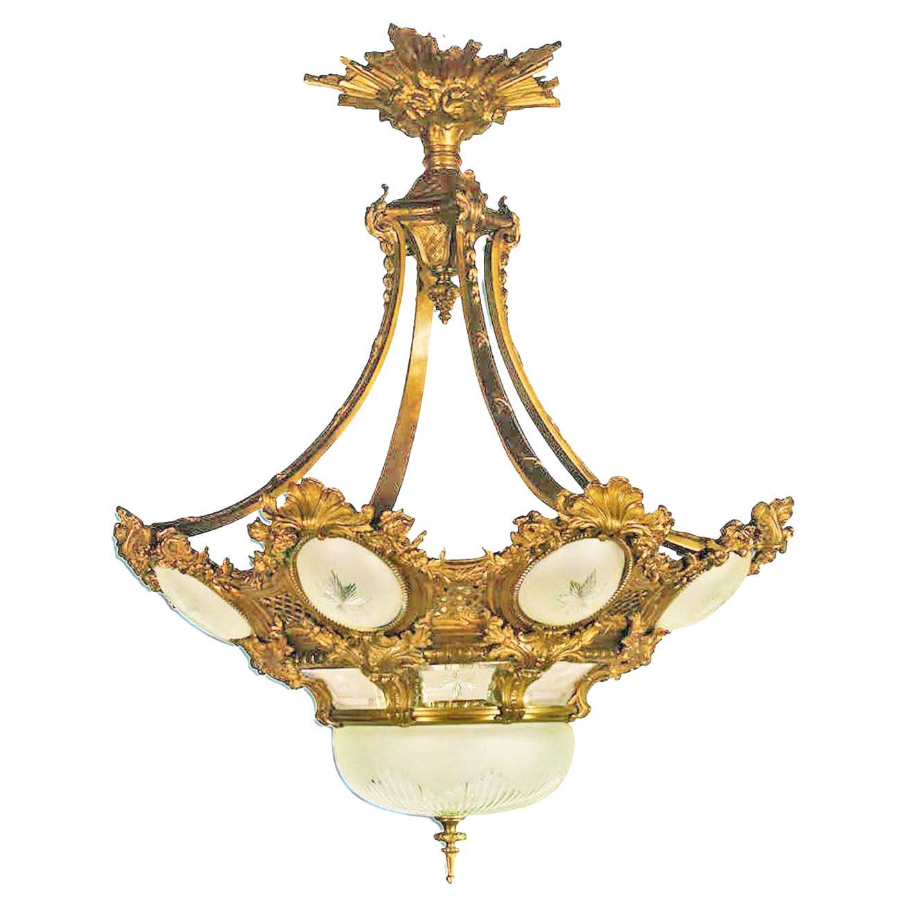 Kronleuchter aus vergoldeter Bronze und Kristall im Regence-Stil, 19. Jahrhundert im Angebot