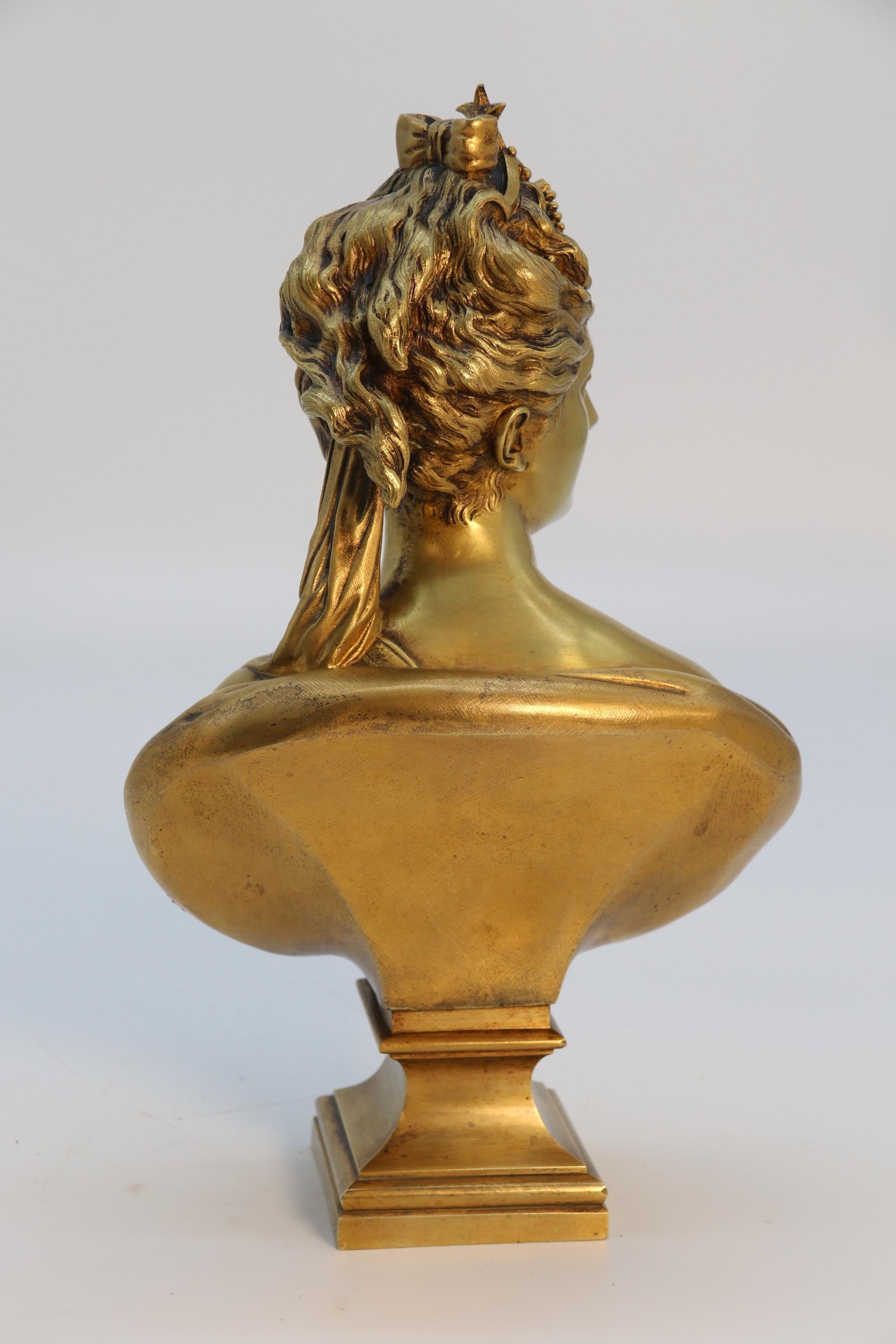 19th century gilt bronze bust of Diana the Huntress after Jean A Houdon C1870 In Good Condition In Central England, GB
