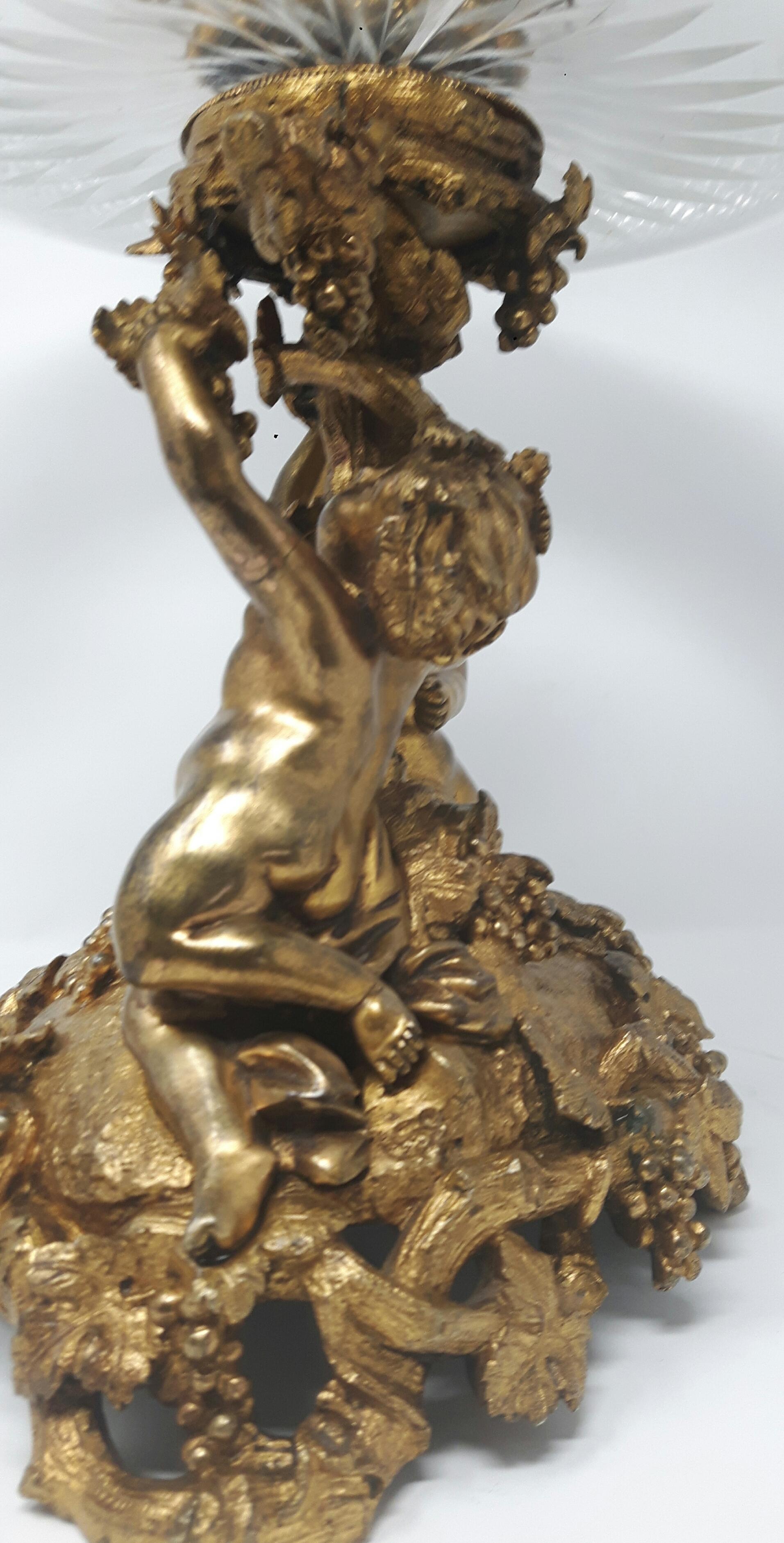 Tafelaufsatz aus vergoldeter Bronze aus dem 19. (Napoleon III.) im Angebot