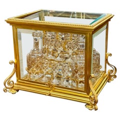 Siglo XIX Bronce dorado francés Baccarat Manner Tantalus