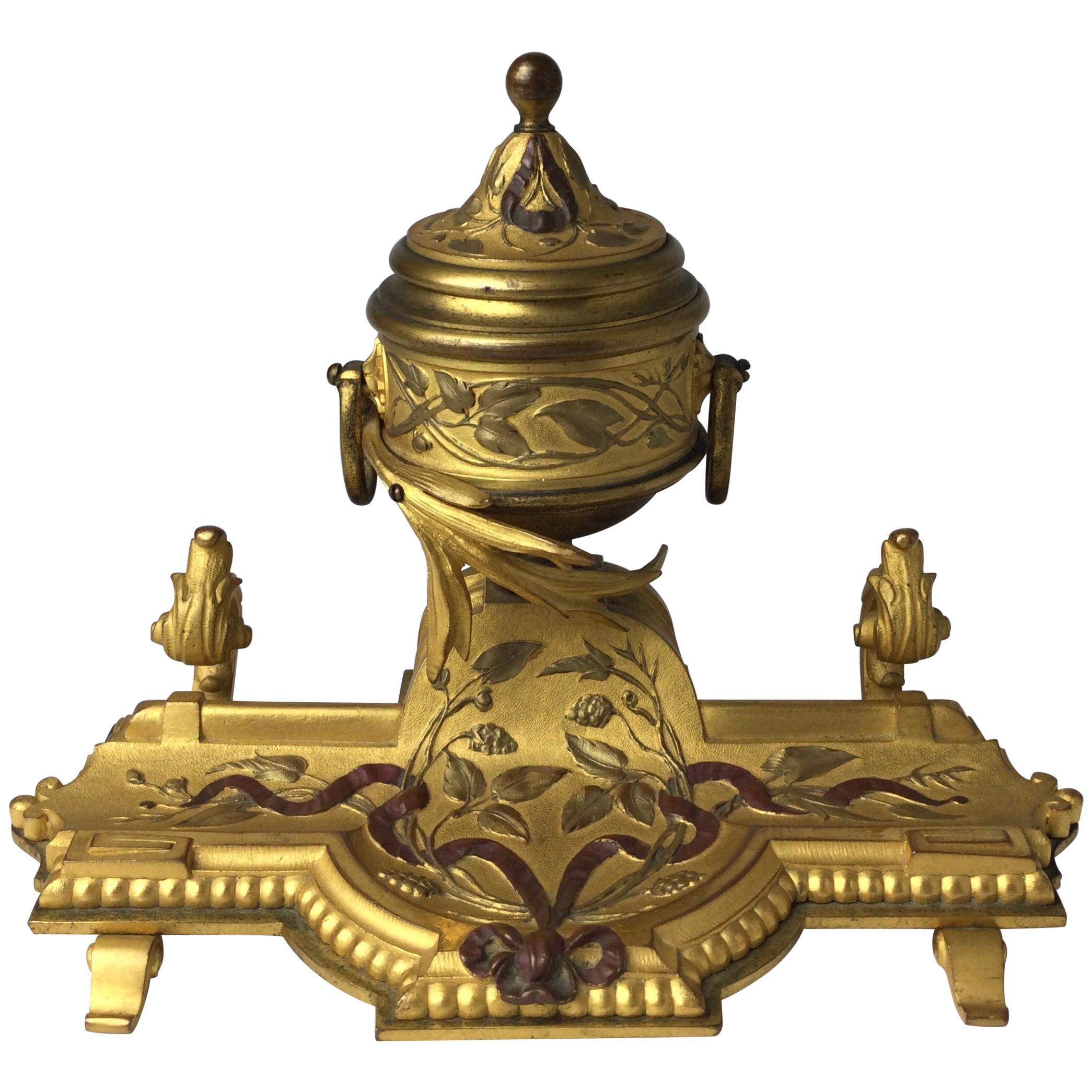 Encrier français en bronze doré du 19ème siècle en vente