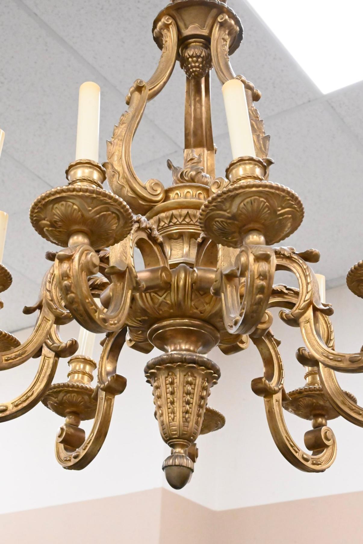 19th Century, Gilt Bronze Louis XVI 8 Arm Chandelier For Sale 1