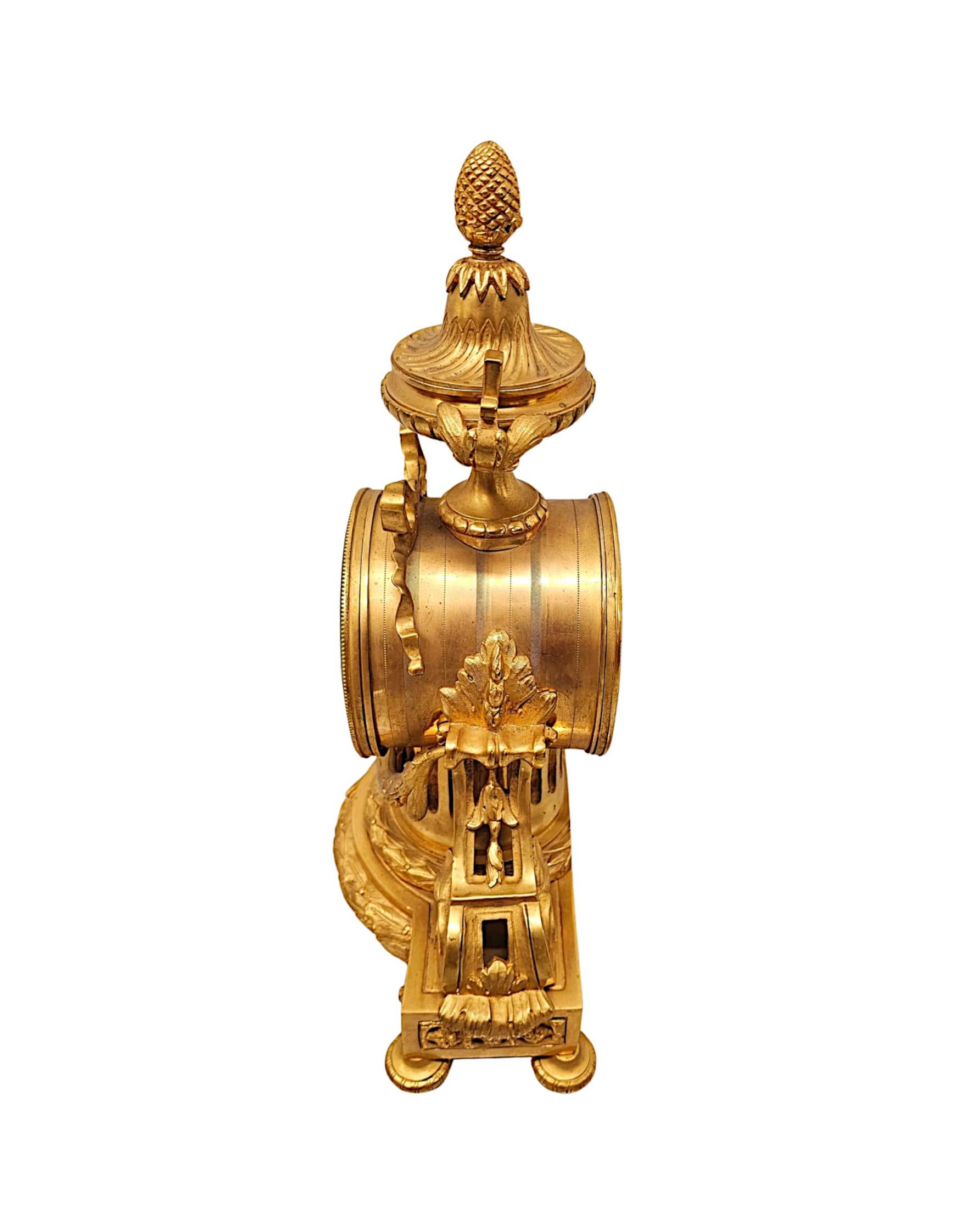 Bronzo Orologio da camino in bronzo dorato del XIX secolo di Richond of Paris in vendita