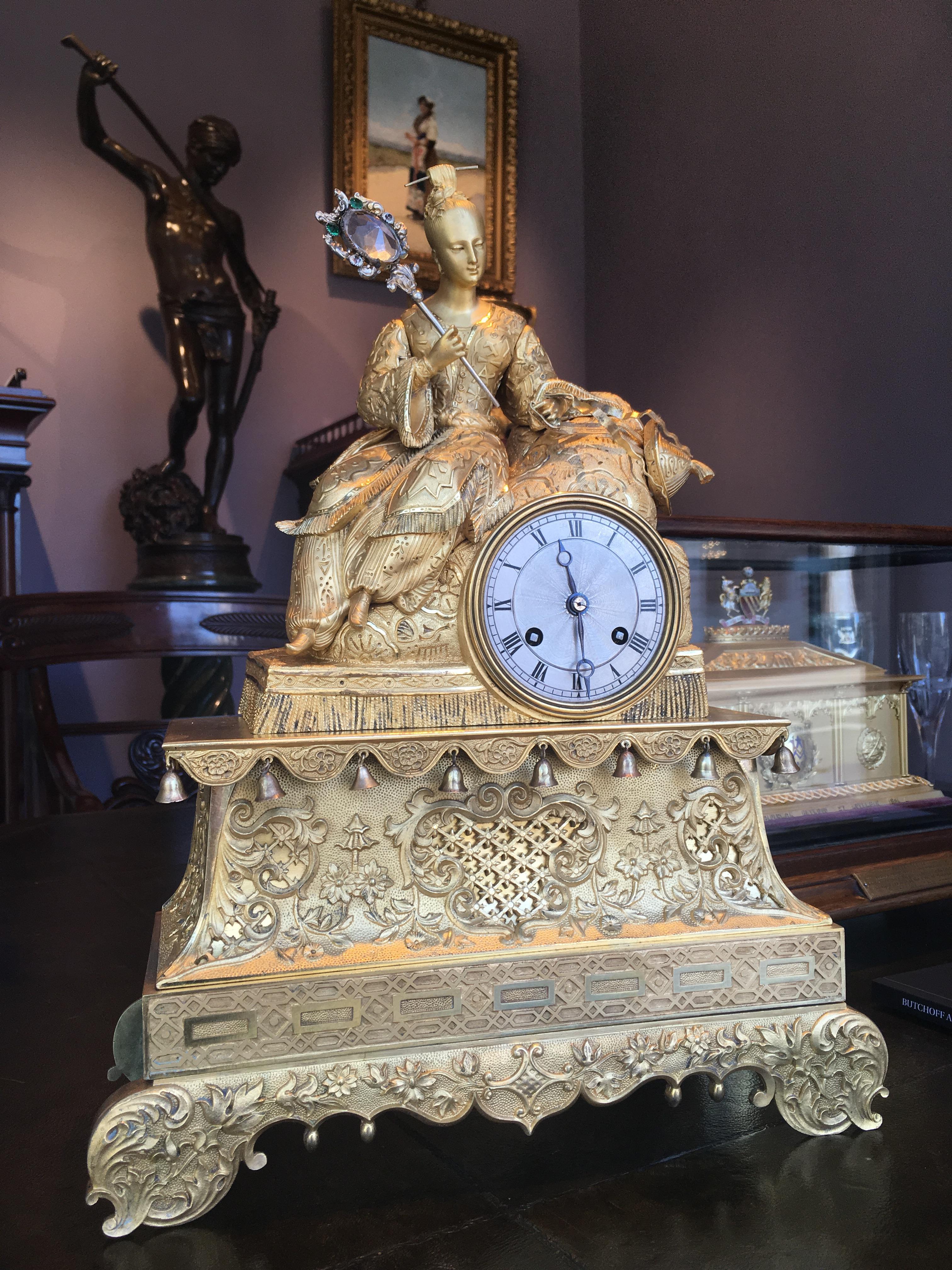 19th Century Gilt Bronze Mantle Clock in the Chinoiserie Taste For Sale 1
