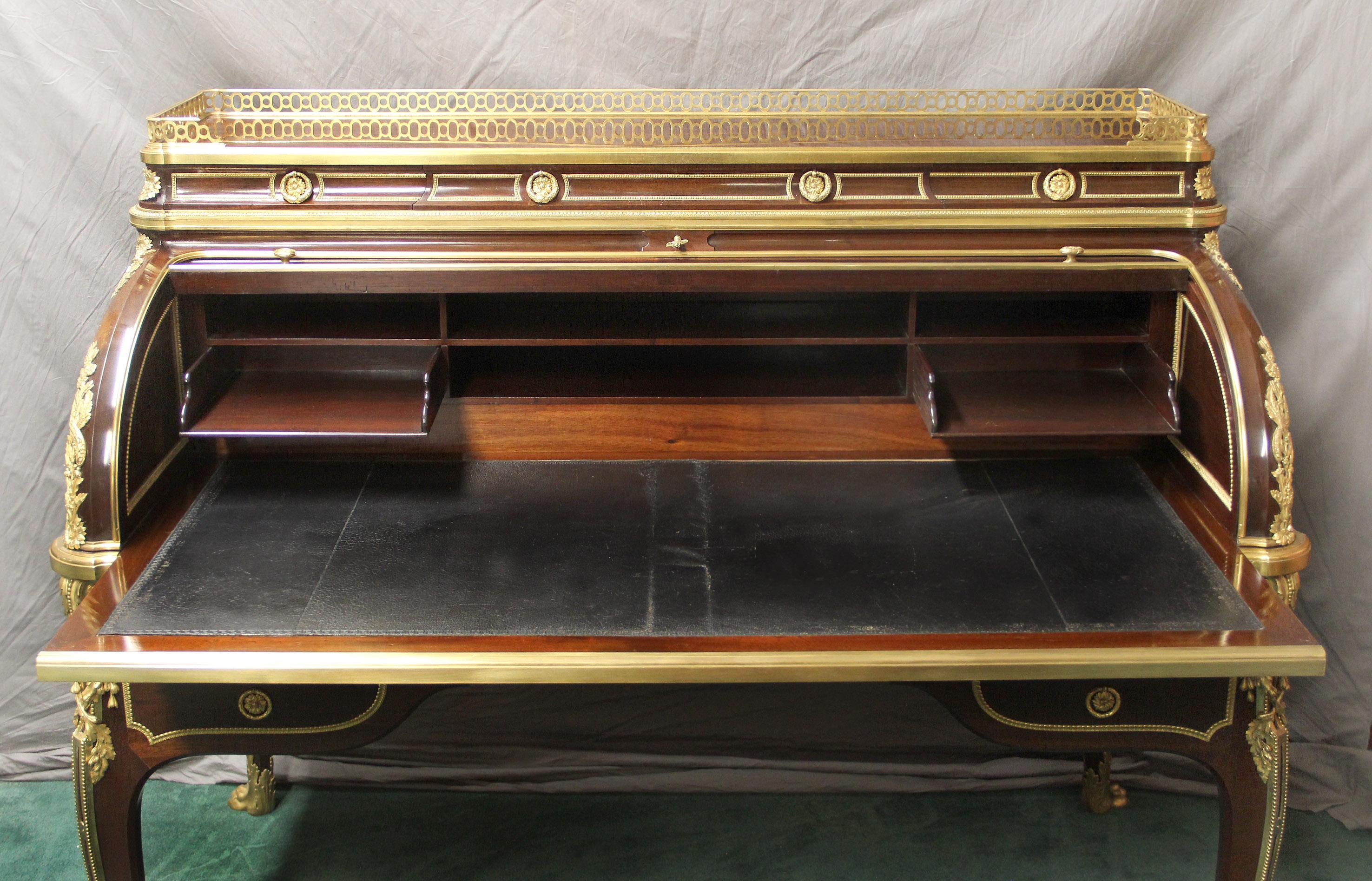 French 19th Century Gilt Bronze Mounted Exhibition Bureau a Cylindre by Henry Dasson For Sale
