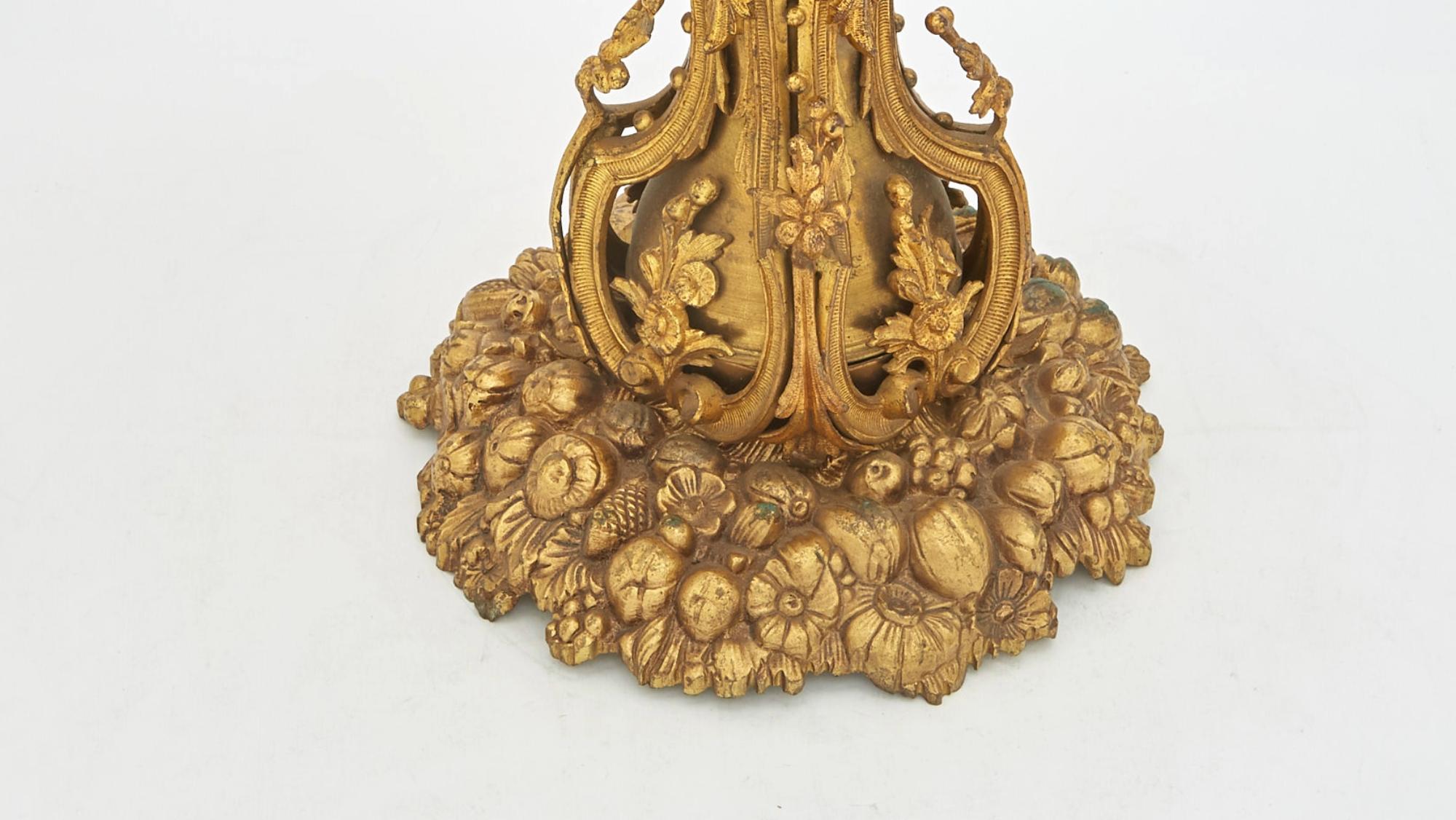 19th Century Gilt Bronze Mounted / Molded Glass Napoleon III Centerpiece For Sale 2