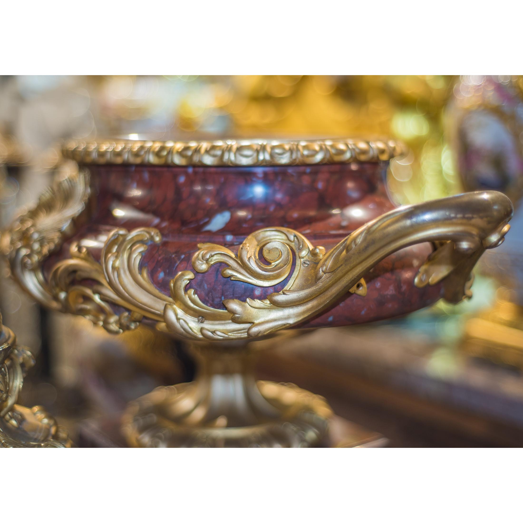 19th Century Gilt Bronze-Mounted Rouge Griotte Marble Jardinière In Good Condition For Sale In New York, NY