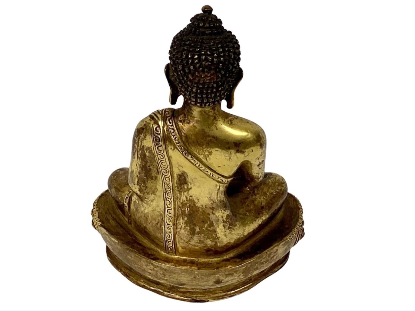 19th Century Gilt Bronze Seated Buddha For Sale 3