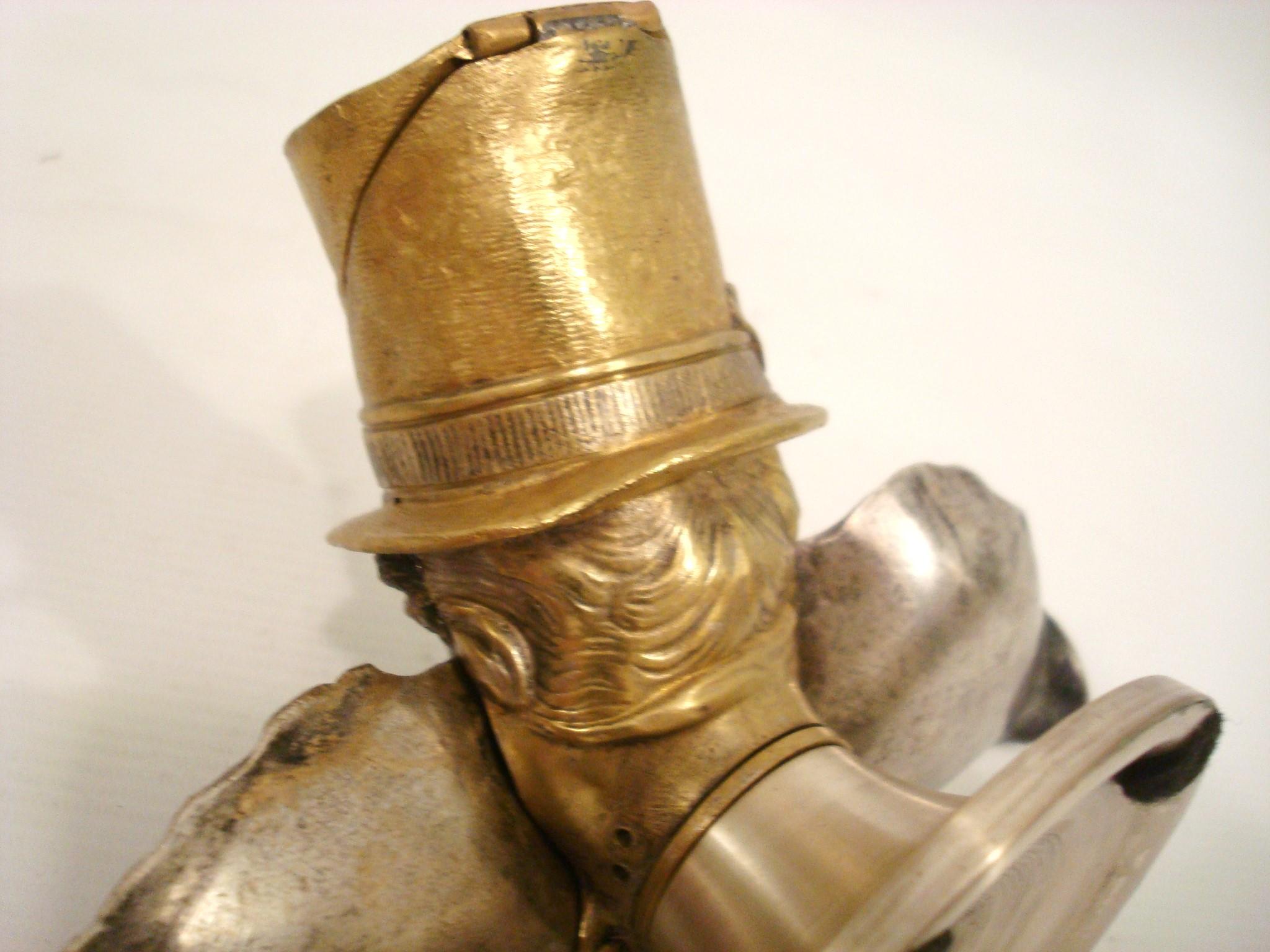 Allume-cigares de table en bronze doré du 19e siècle, en forme d'homme barbu en vente 3