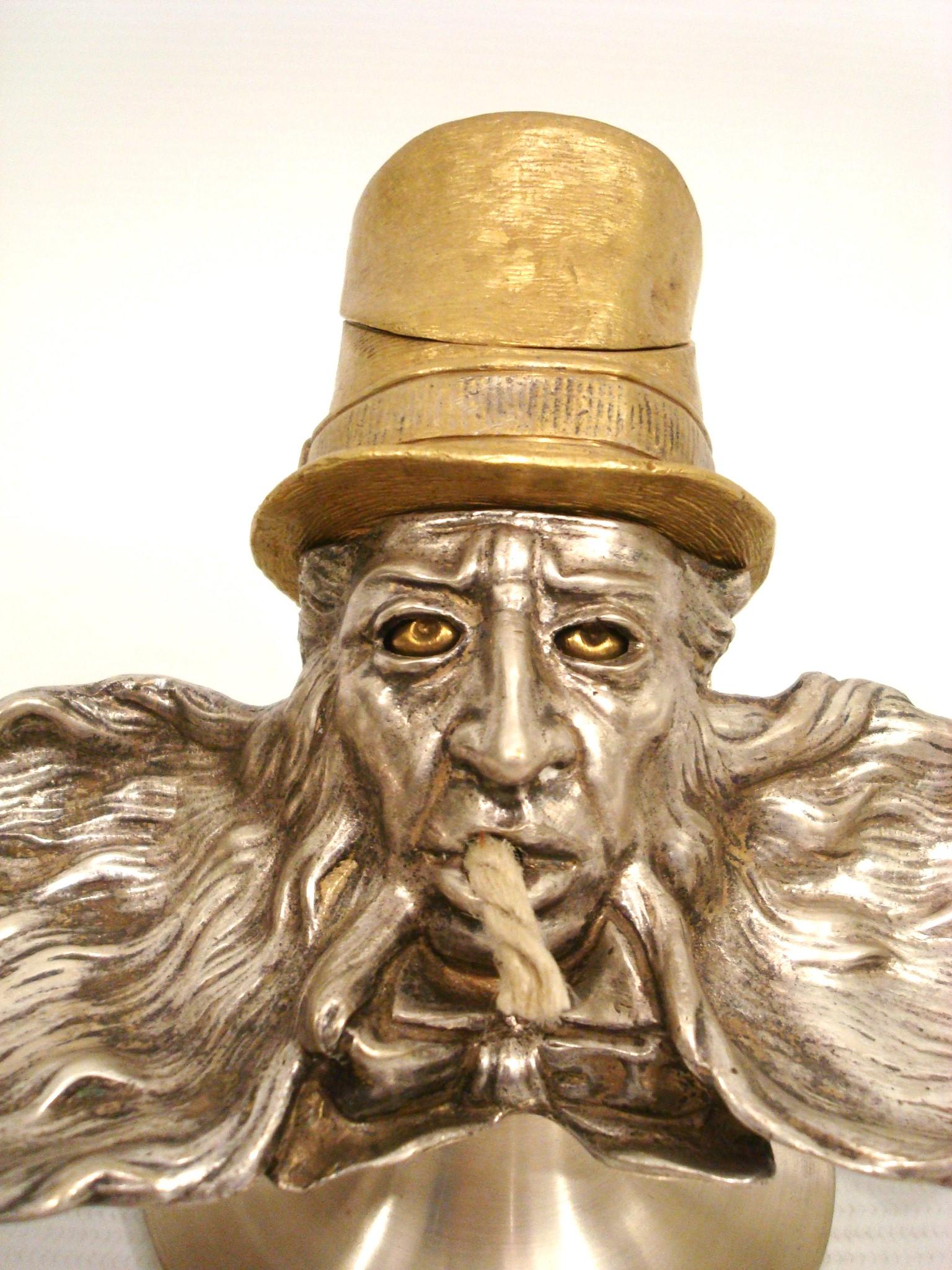 Américain Allume-cigares de table en bronze doré du 19e siècle, en forme d'homme barbu en vente